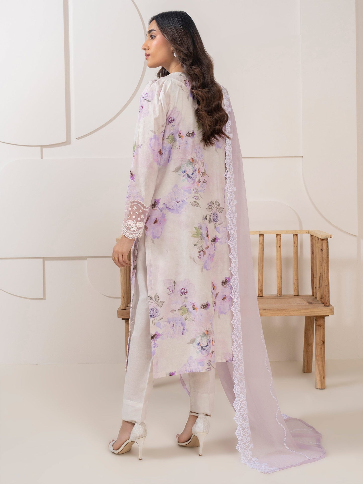3 Piece Lawn Suit-Embroidered (Pret)