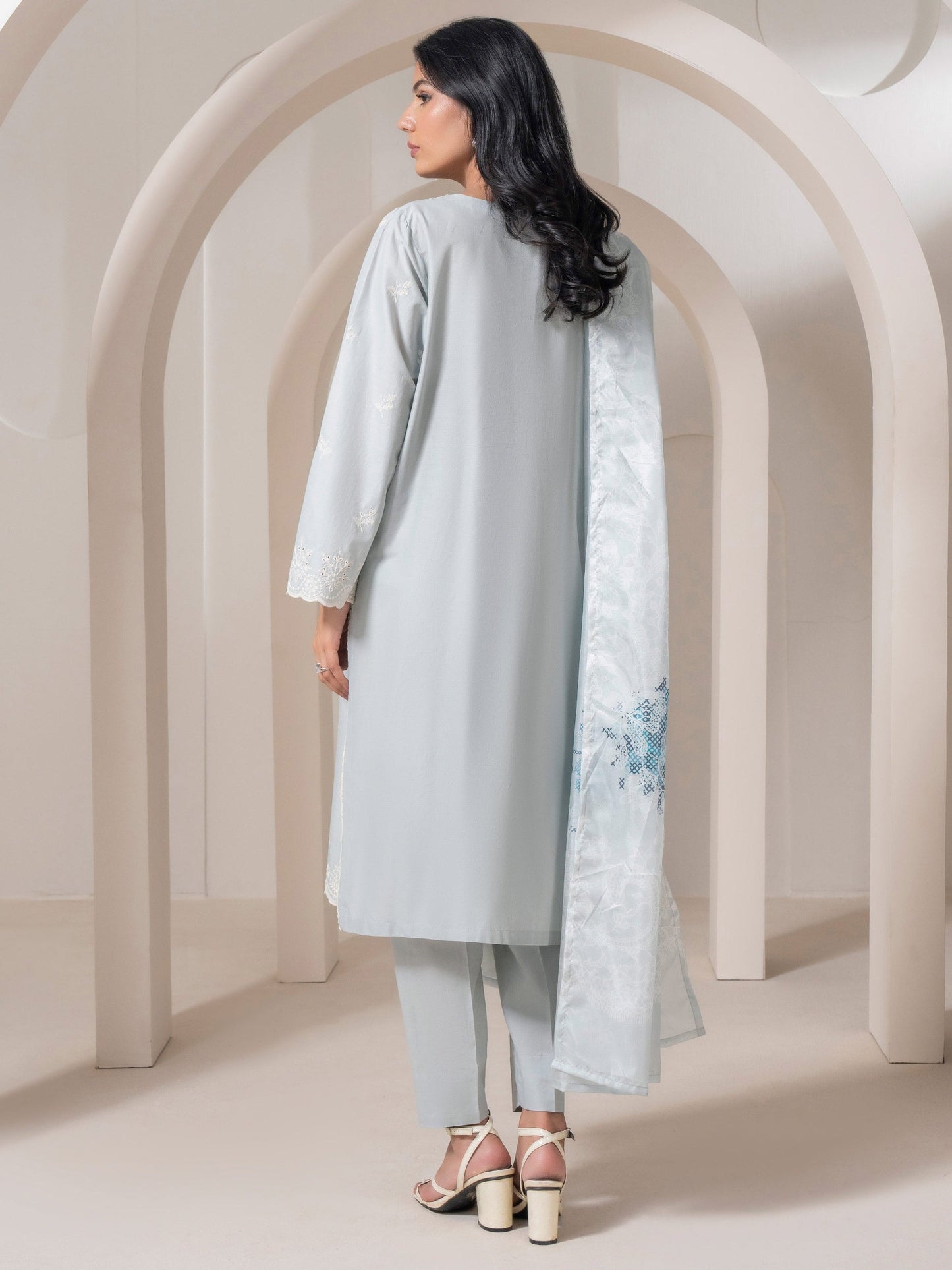 3 Piece Lawn Suit-Embroidered (Pret)