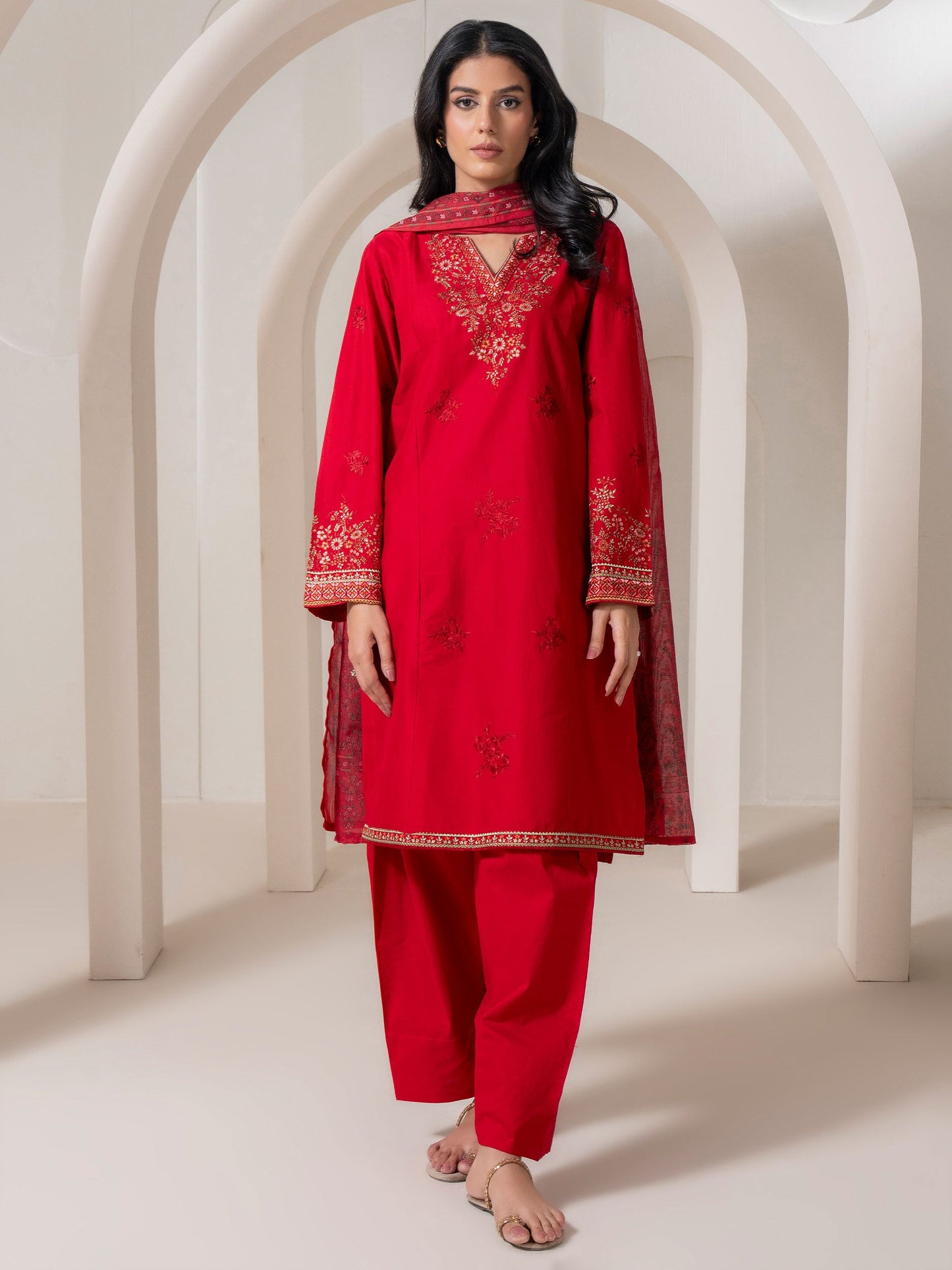 3 Piece Lawn Suit-Embroidered (Pret)