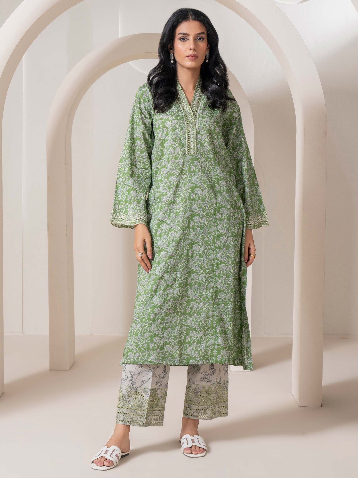 2 Piece Lawn Suit-Embroidered (Pret)