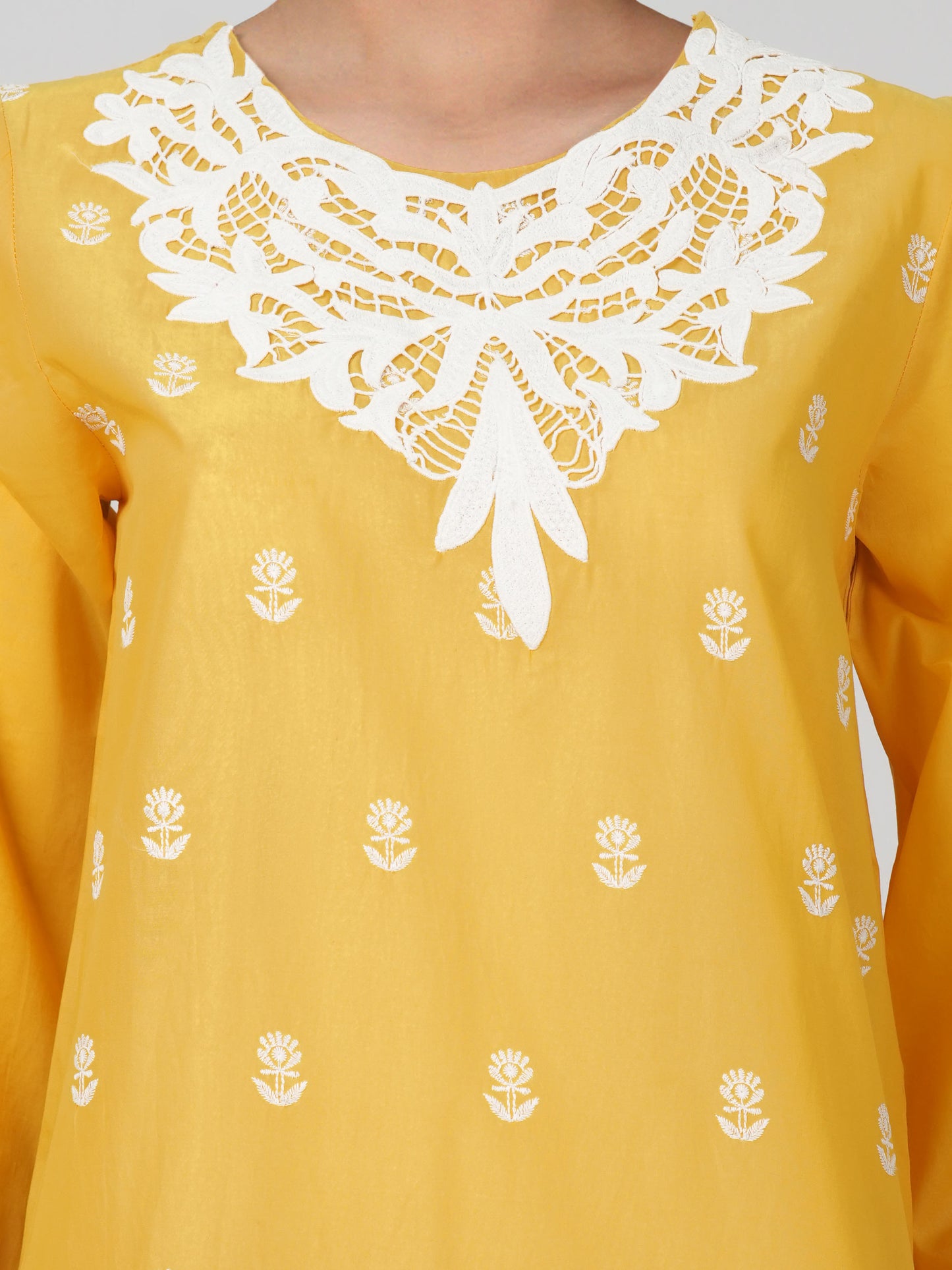 2 Piece Lawn Suit- Embroidered (Pret)  DANIAL