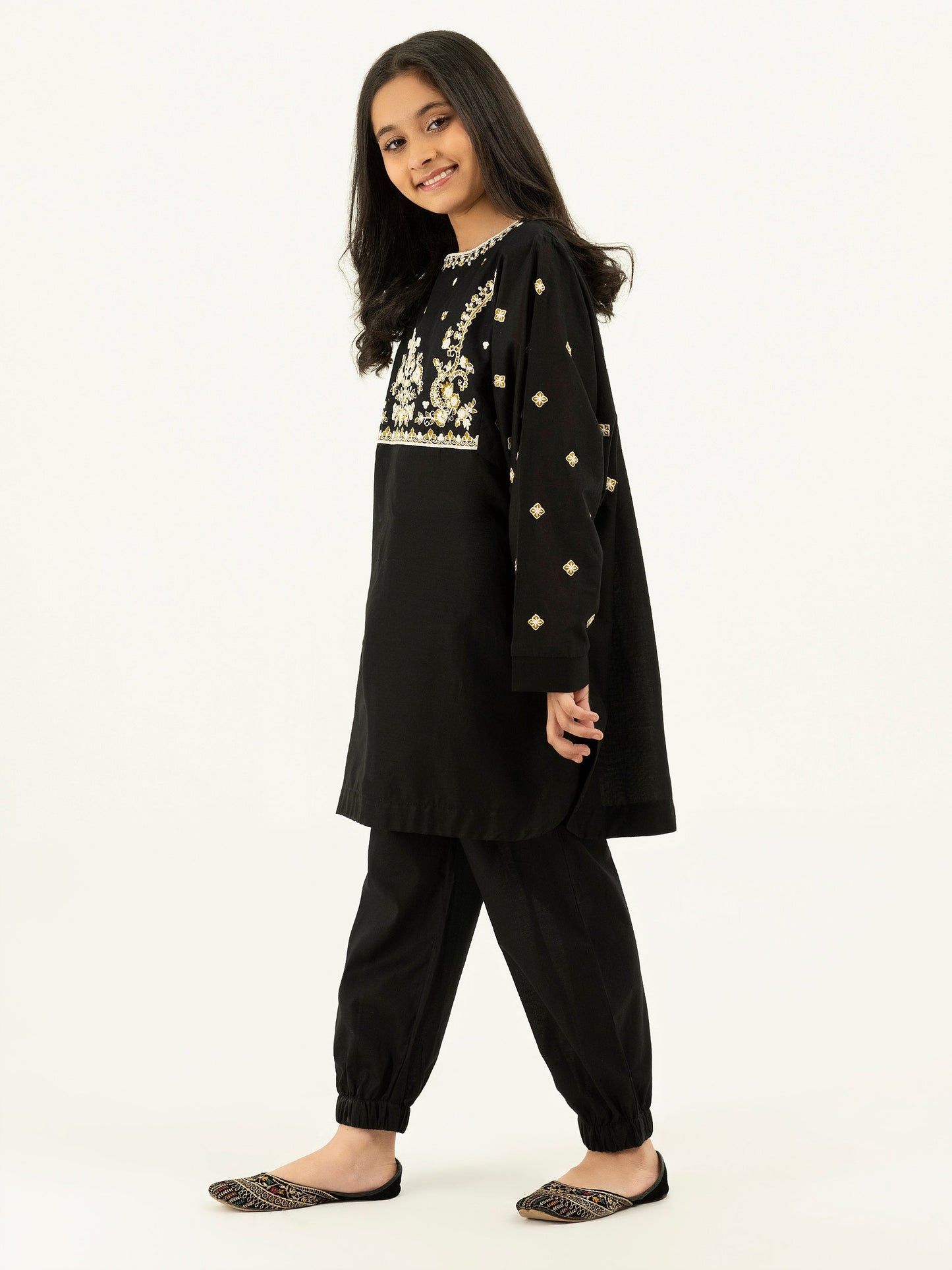2 Piece Lawn Suit-Embroidered (Pret)