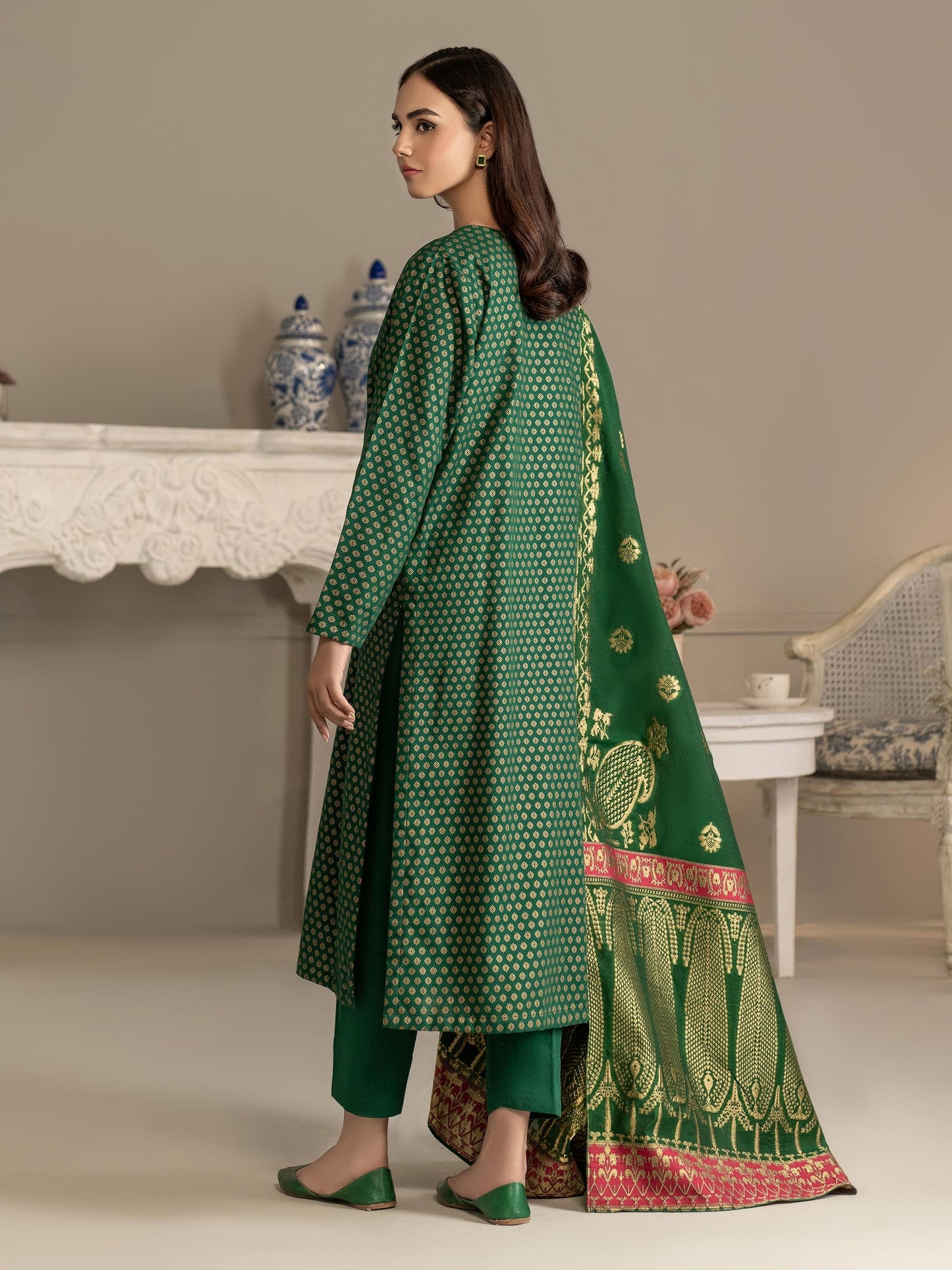 3 Piece Khaddar Suit-Embroidered(Unstitched)