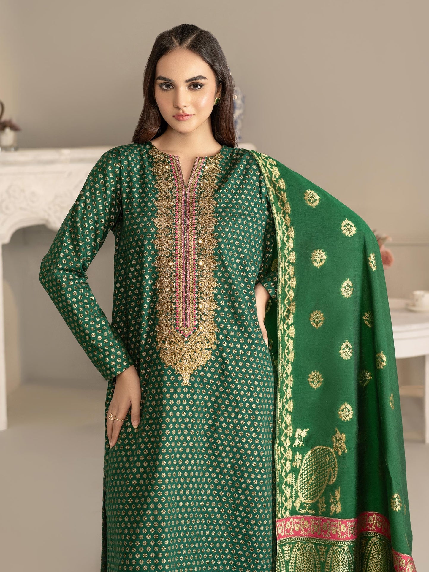 3 Piece Khaddar Suit-Embroidered(Unstitched)