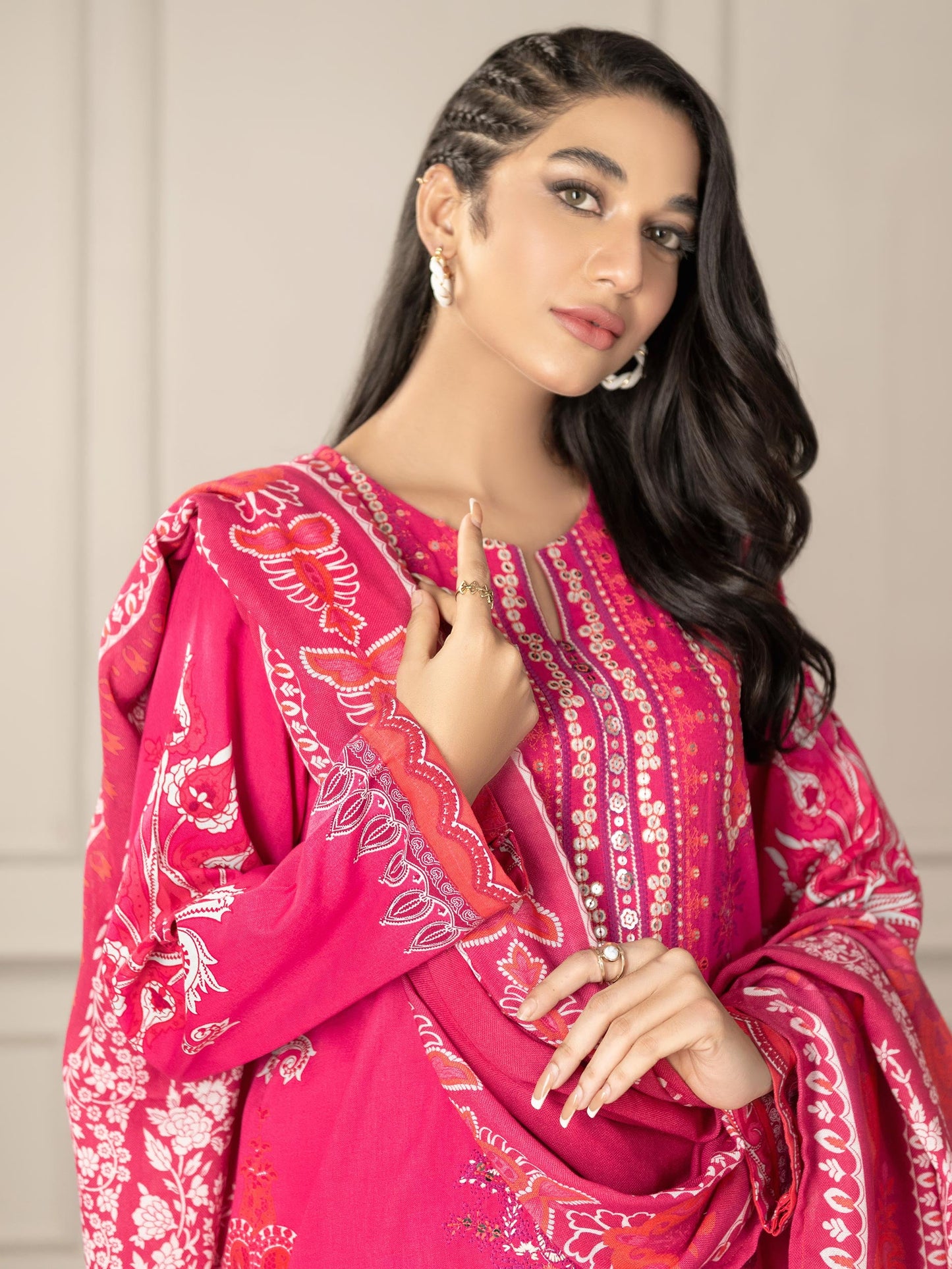 3 Piece Khaddar Suit-Embroidered(Unstitched)