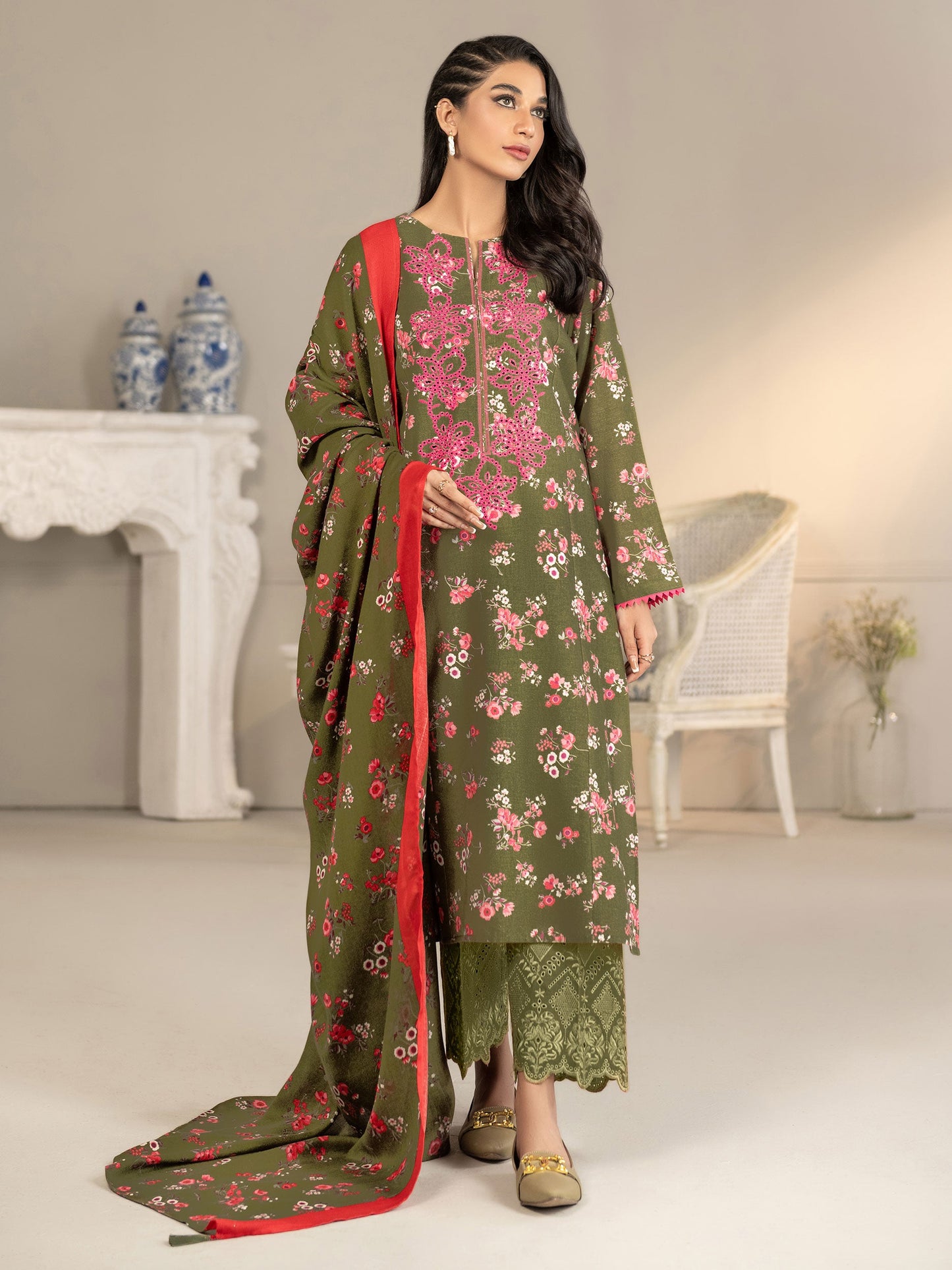 3 Piece Khaddar Suit-Embroidered(Unstitched)