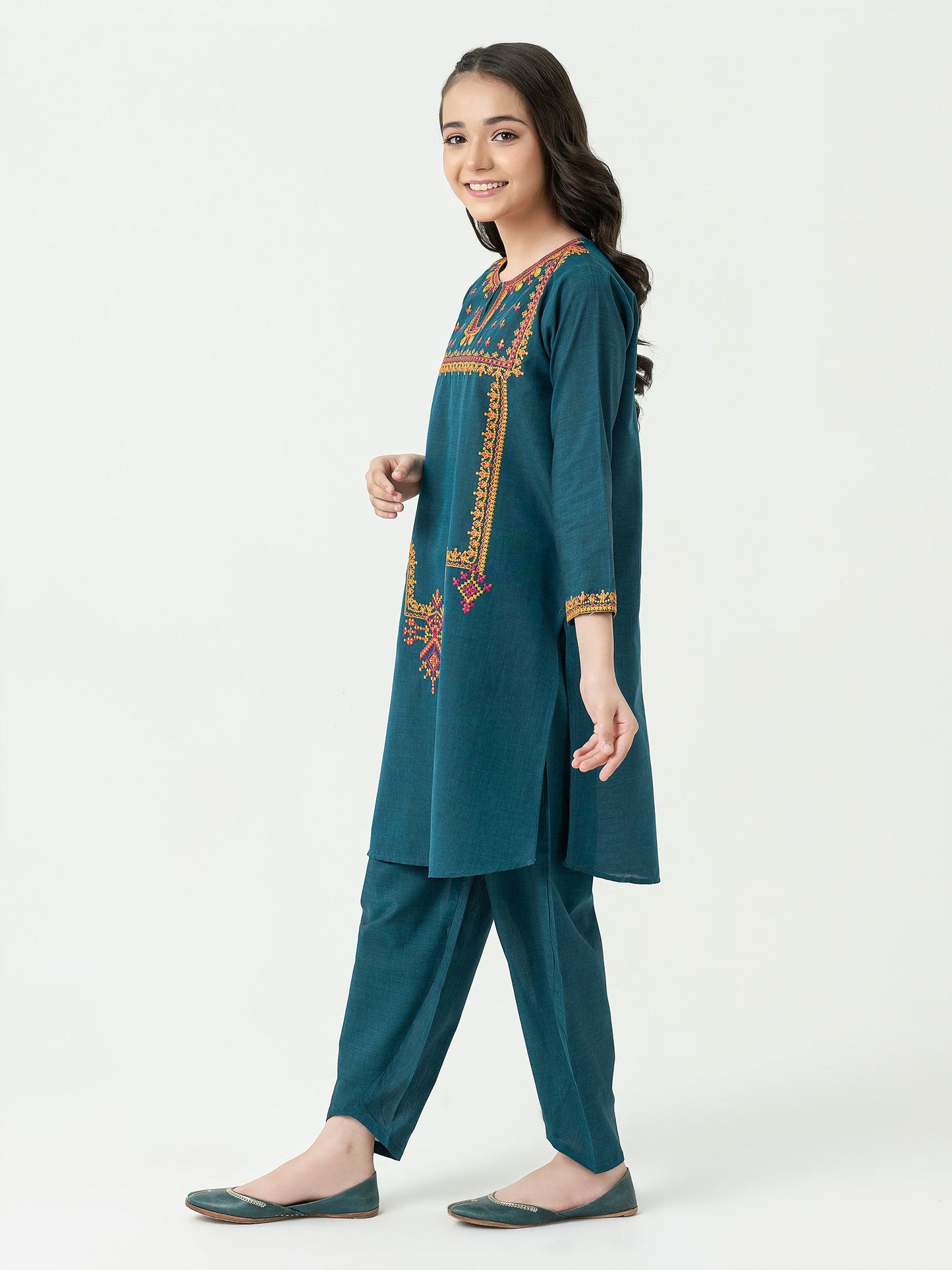 2 Piece Yarn Dyed Suit-Embroidered (Pret)