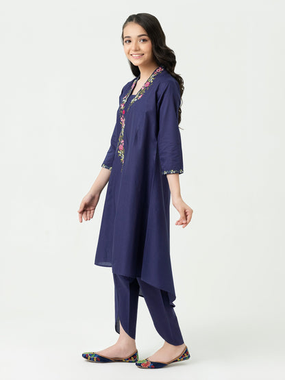 2 Piece Cambric Suit-Embroidered (Pret)