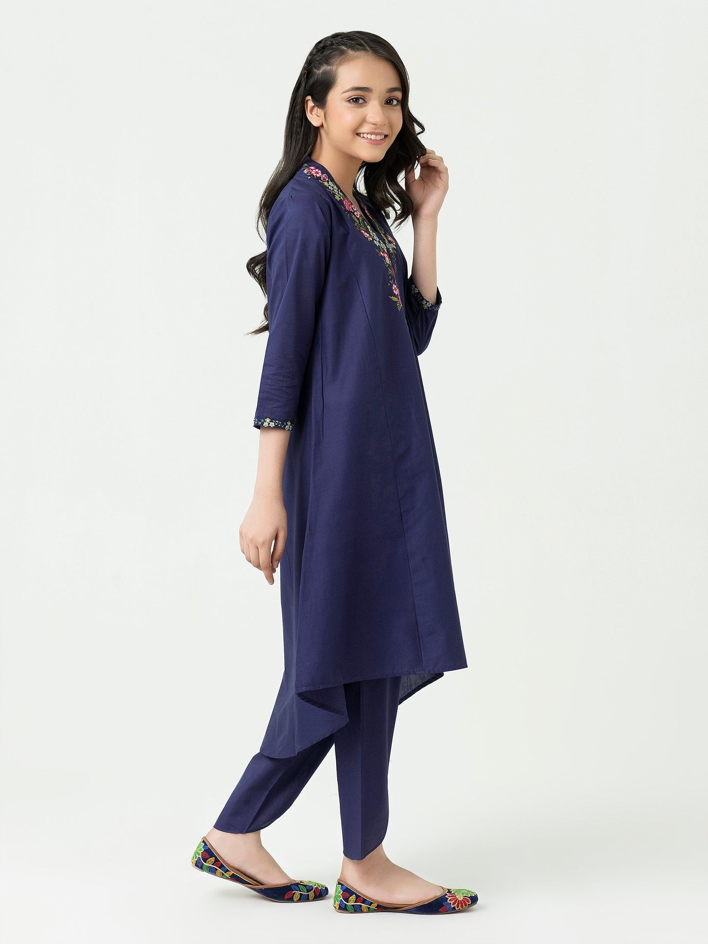 2 Piece Cambric Suit-Embroidered (Pret)