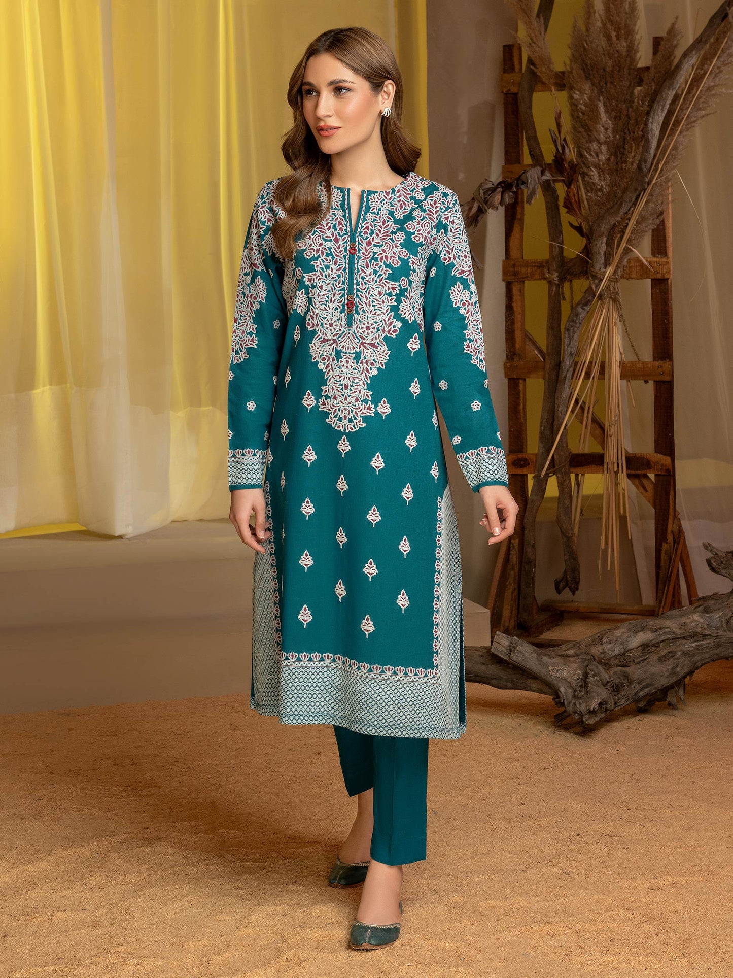 2 Piece Khaddar Suit-Printed(Unstitched)