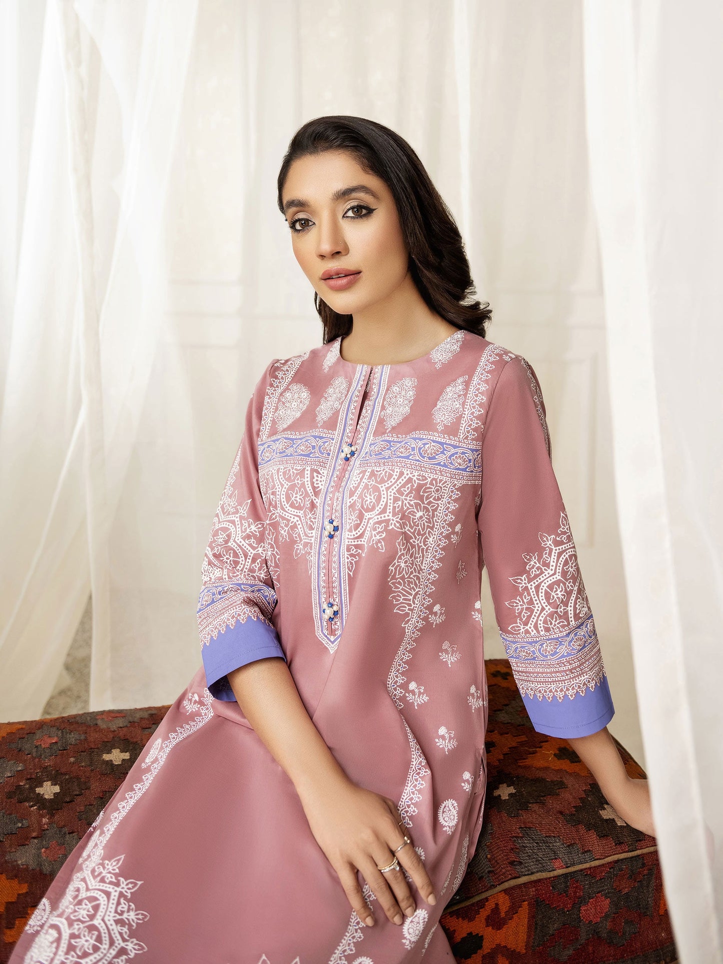 2 Piece Lawn Suit-Printed (Unstitched)