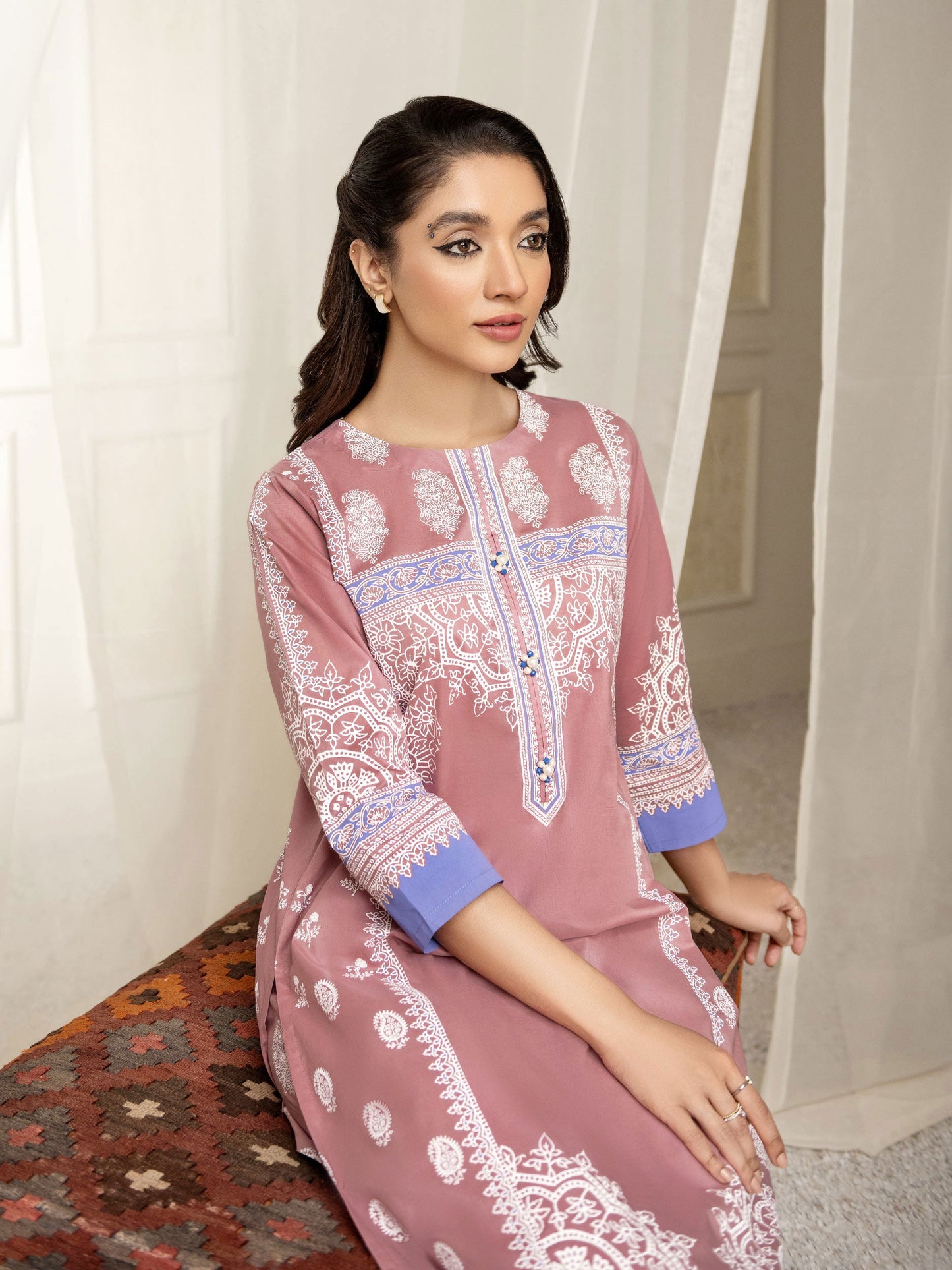 2 Piece Lawn Suit-Printed (Unstitched)
