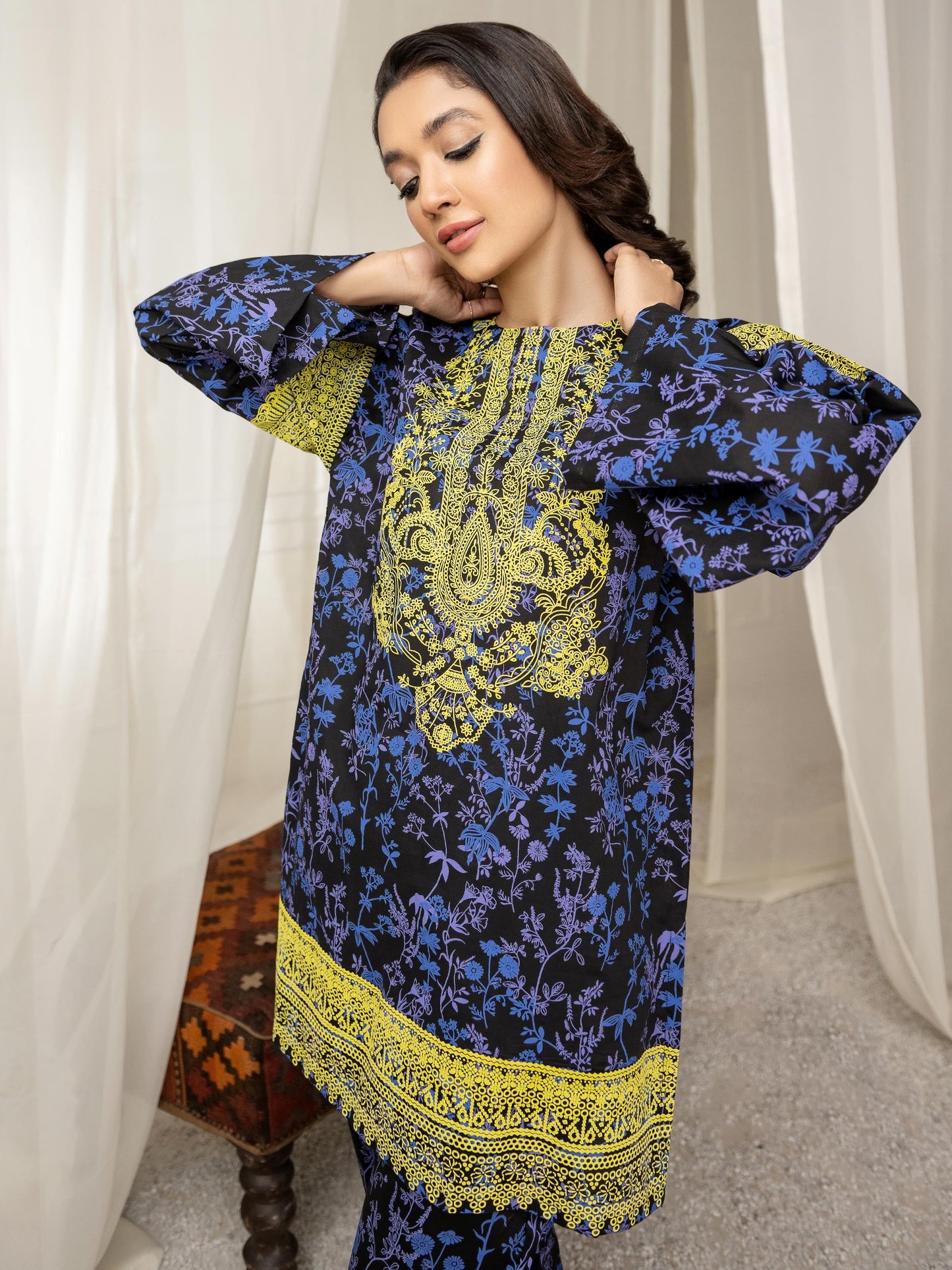 2 Piece Lawn Suit-Pasted (Unstitched)