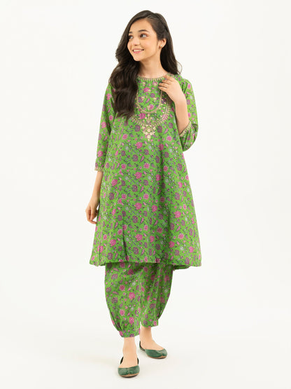 2 Piece Cambric Suit-Embroidered (Pret)