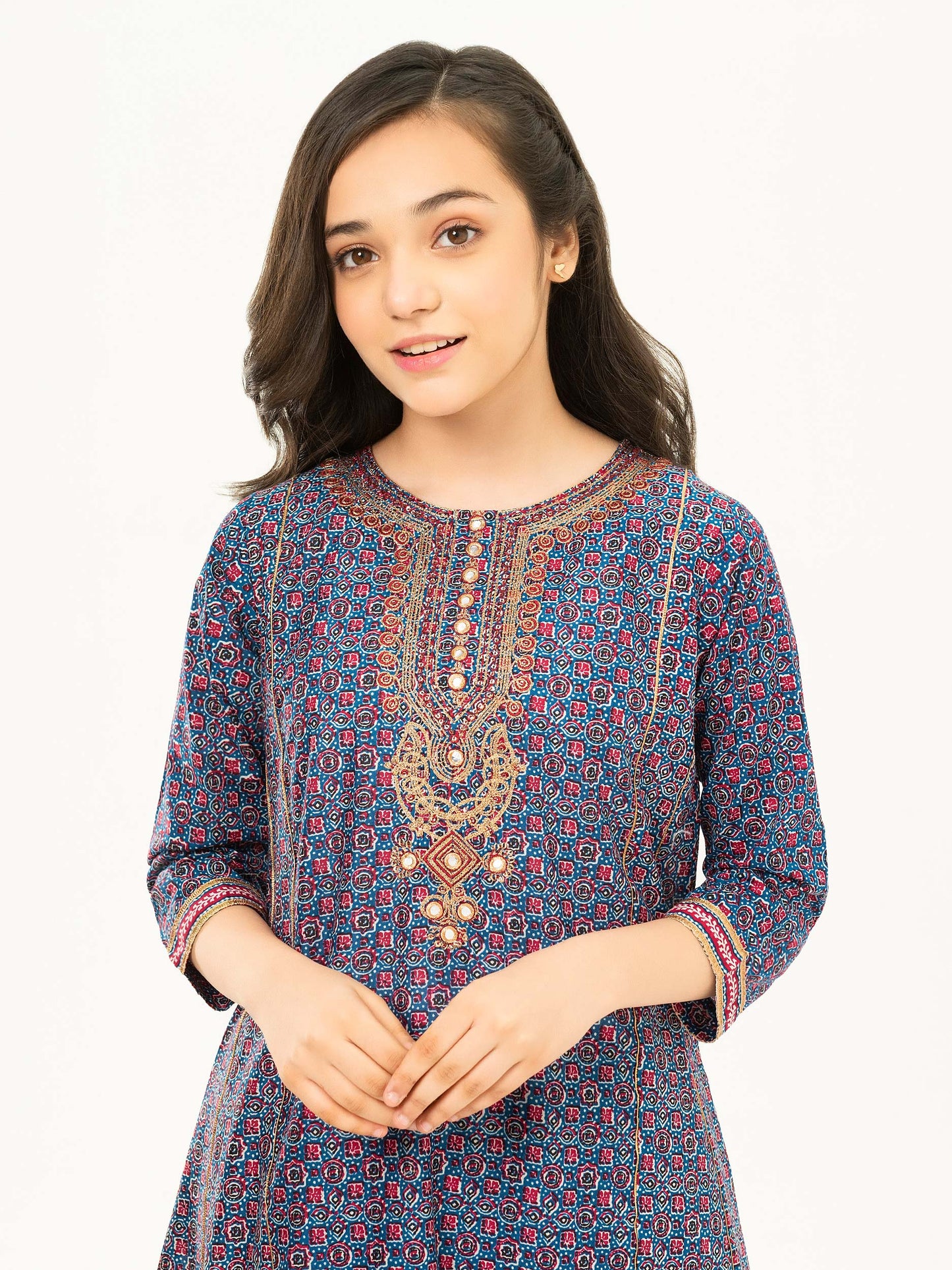 2 Piece Lawn Suit-Embroidered (Pret)