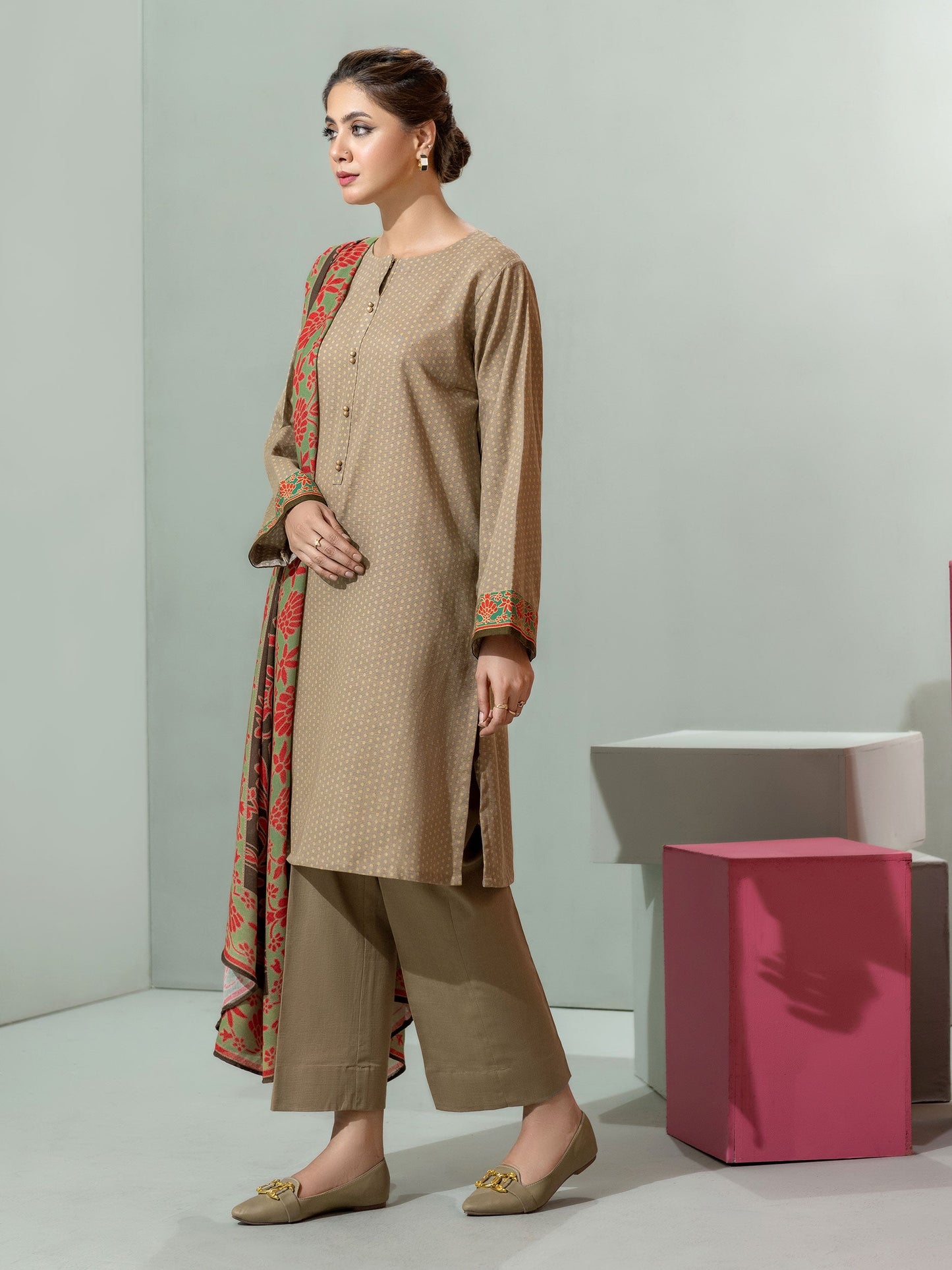 3 Piece Slub Khaddar Suit-Printed (Unstitched)