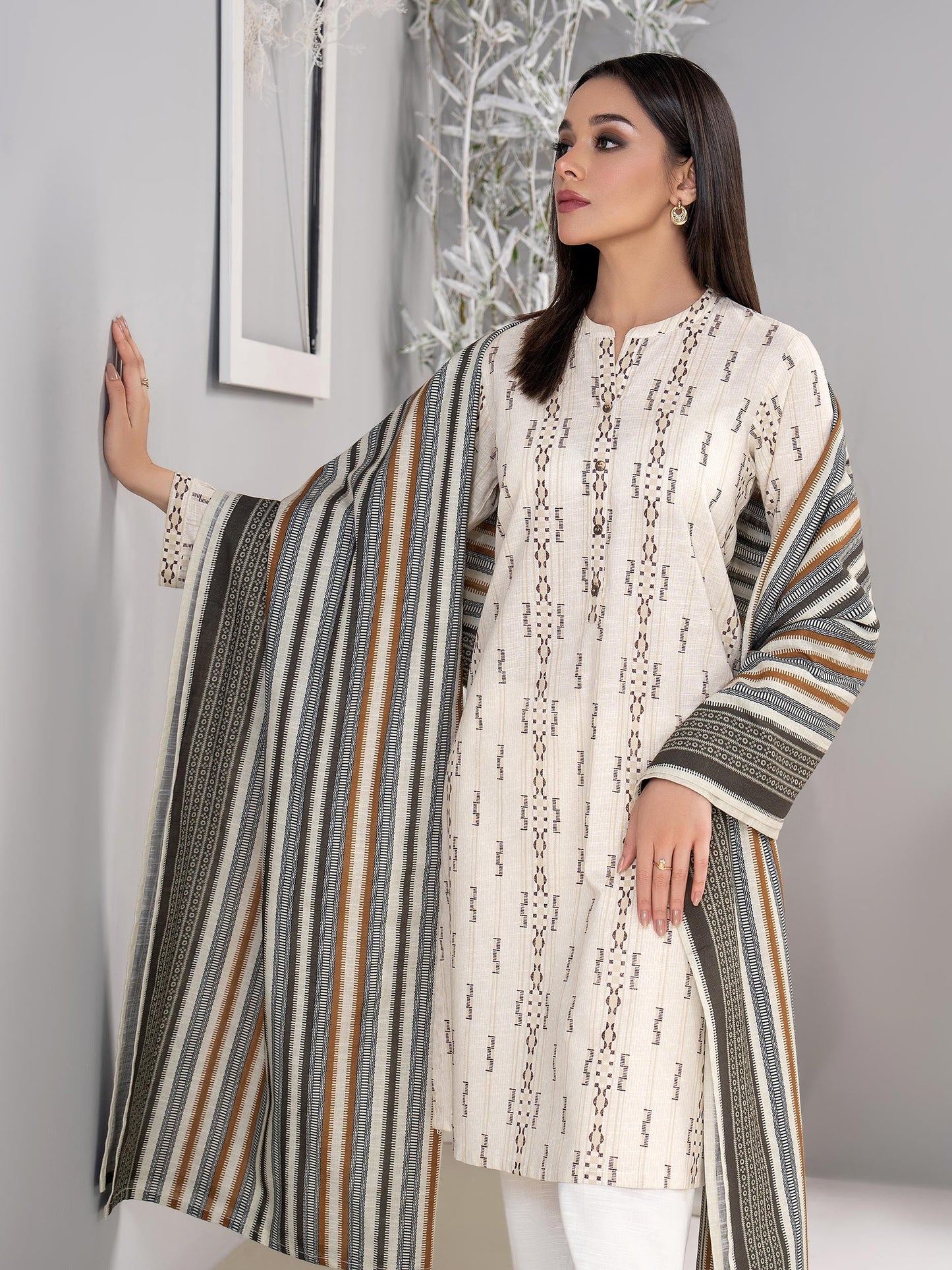2 Piece Khaddar Suit-Printed(Unstitched)