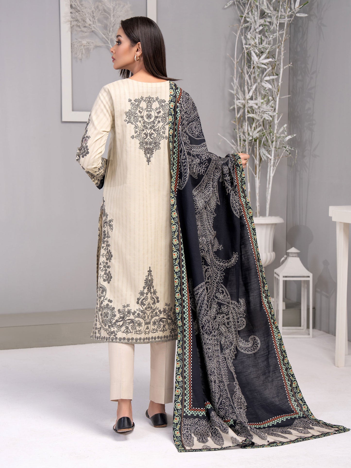 2 Piece Khaddar Suit-Printed(Unstitched)