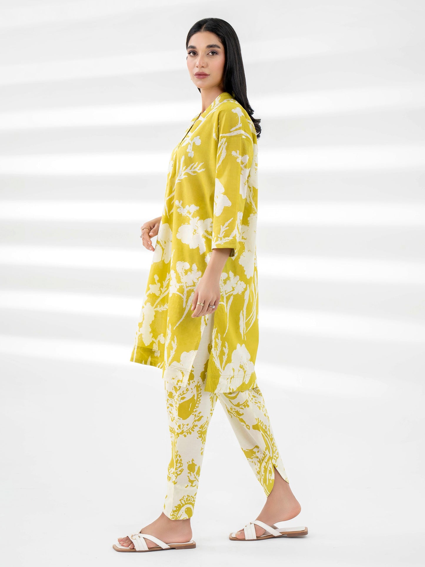 2 Piece Lawn Suit-Printed (Unstitched)
