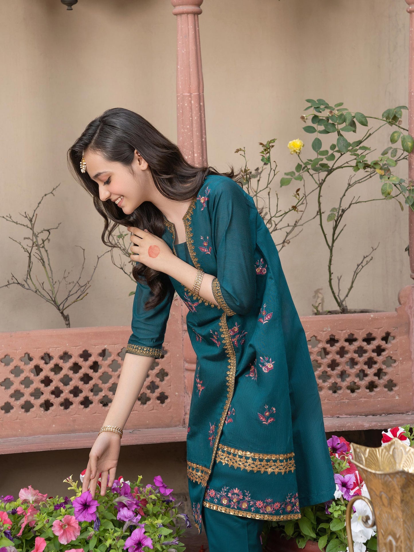2 Piece Net Suit-Embellished (Pret)