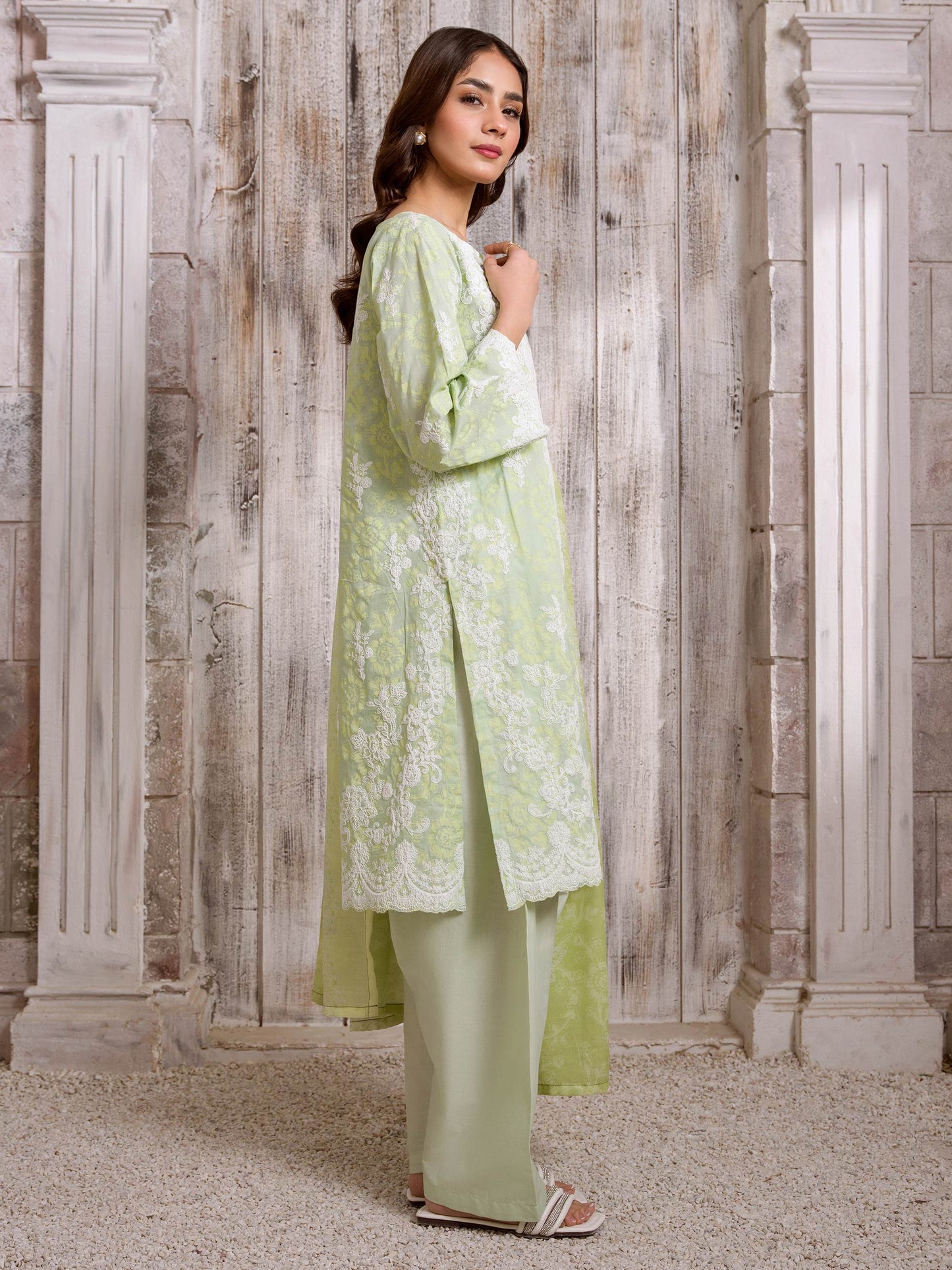 3 Piece Lawn Suit-Emboss Print (Unstitched)
