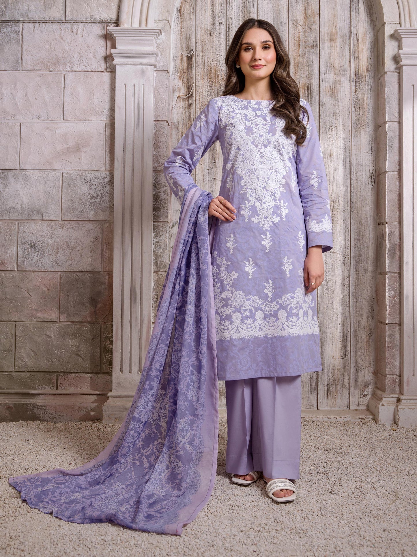 3 Piece Lawn Suit-Emboss Print (Unstitched)