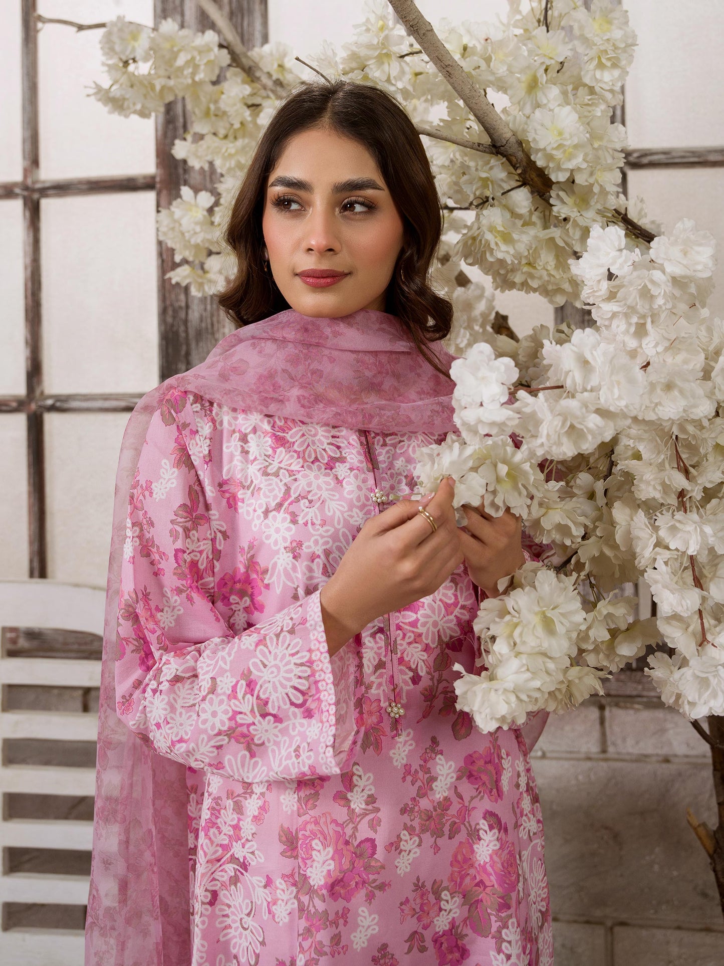 2 Piece Lawn Suit-Printed(Unstitched)