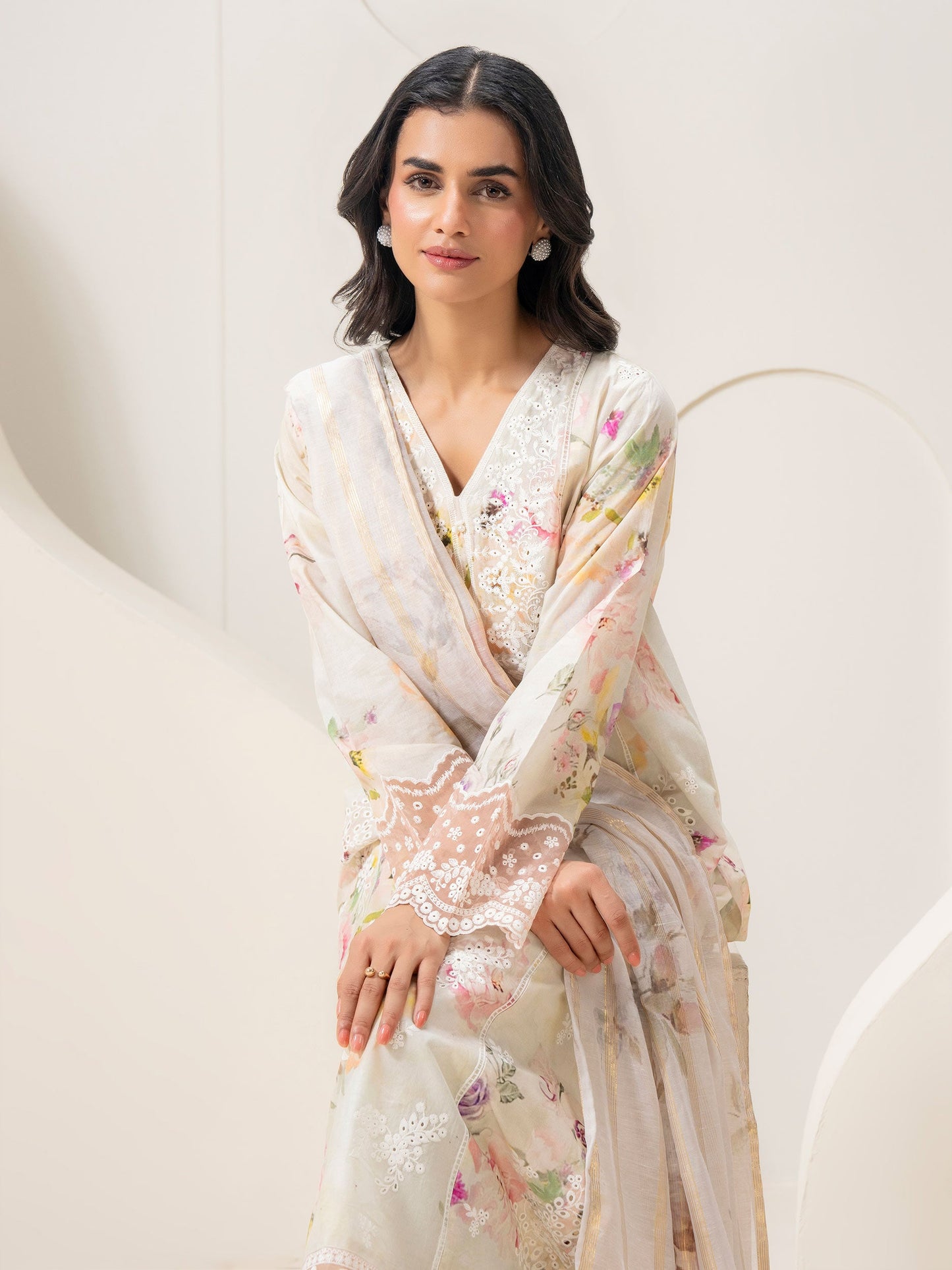 3 Piece Lawn Suit-Embroidered (Pret)