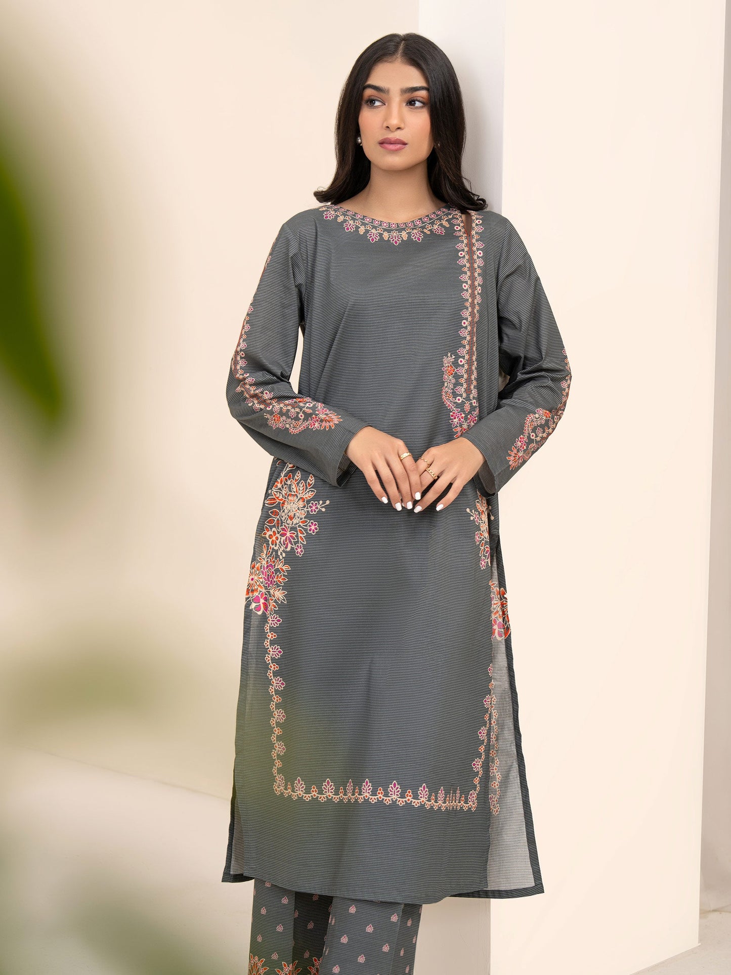 2 Piece Lawn Suit-Printed (Unstitched)