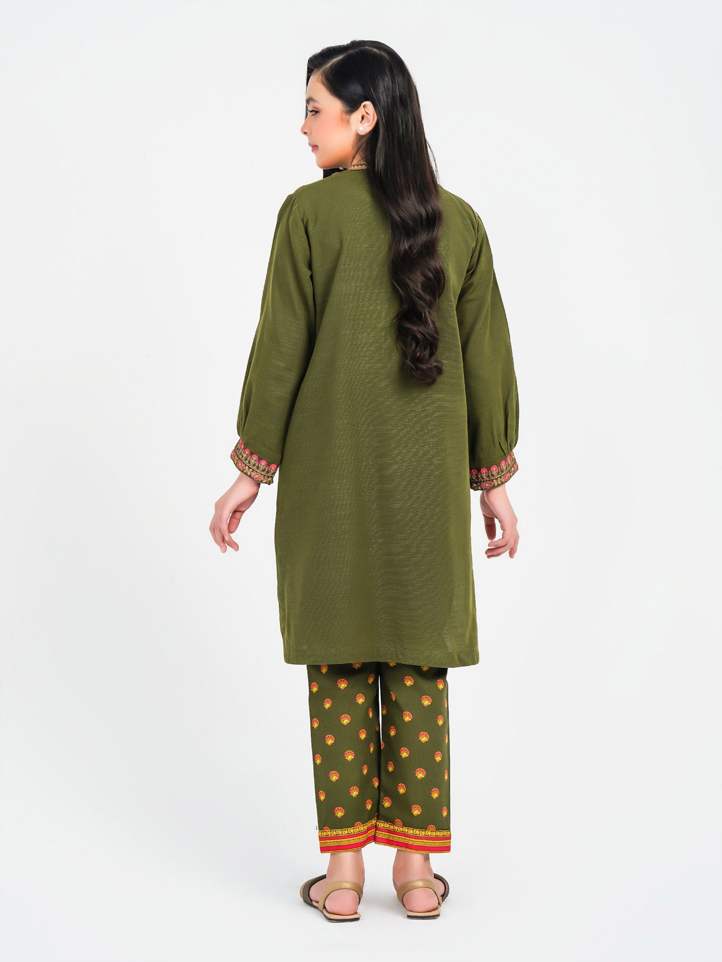 2 Piece Khaddar Suit-Embroidered