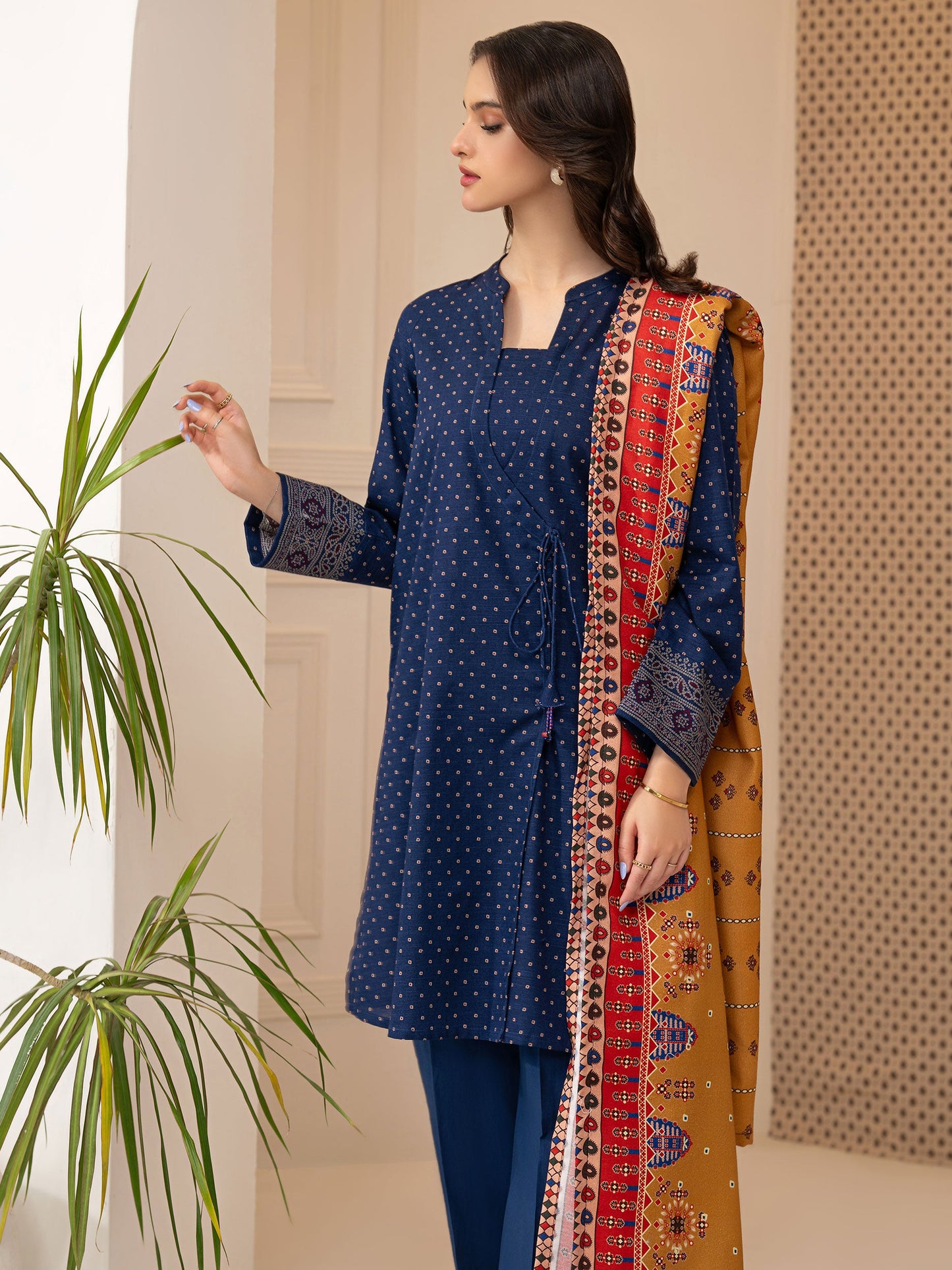 3 Piece Khaddar Suit-Printed (Unstitched)