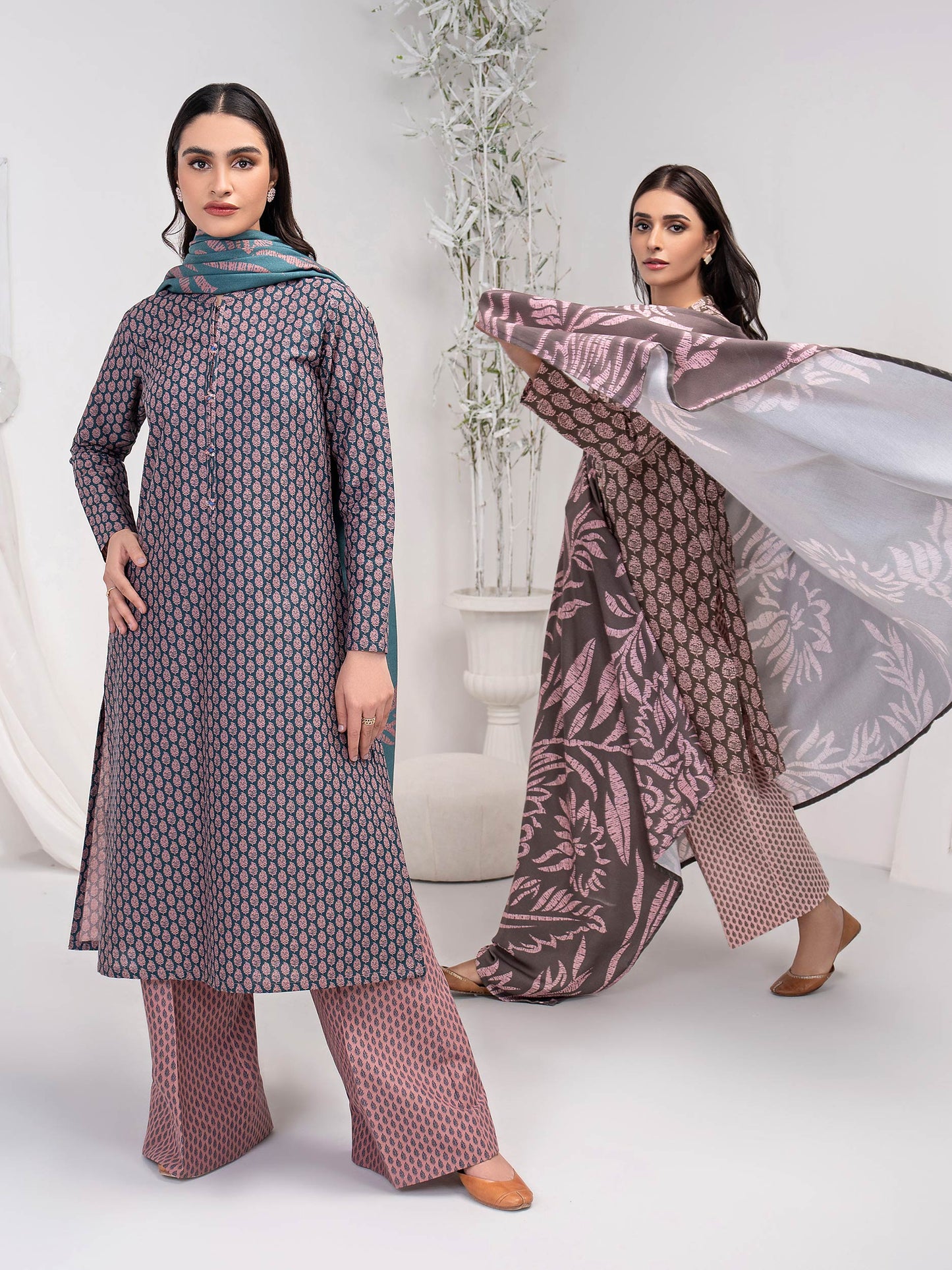 3 Piece Khaddar Suit-Printed (Unstitched)