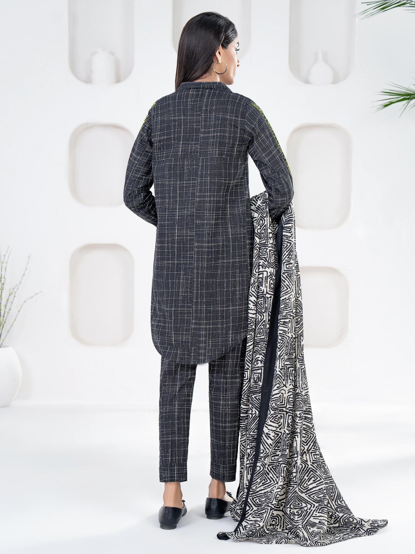2 Piece Khaddar Suit-Printed (Unstitched)