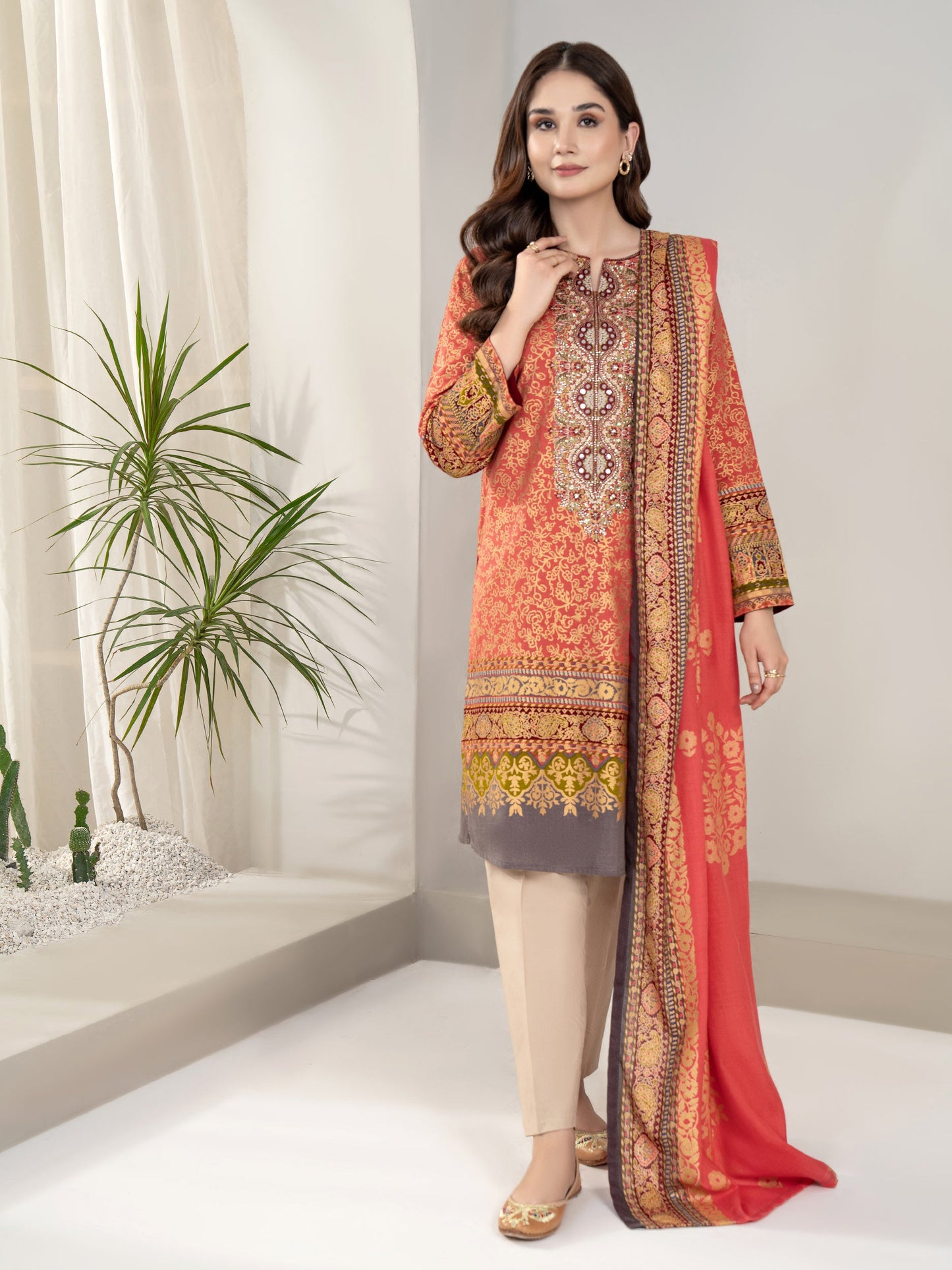 2 Piece Khaddar Suit-Embroidered (Unstitched)