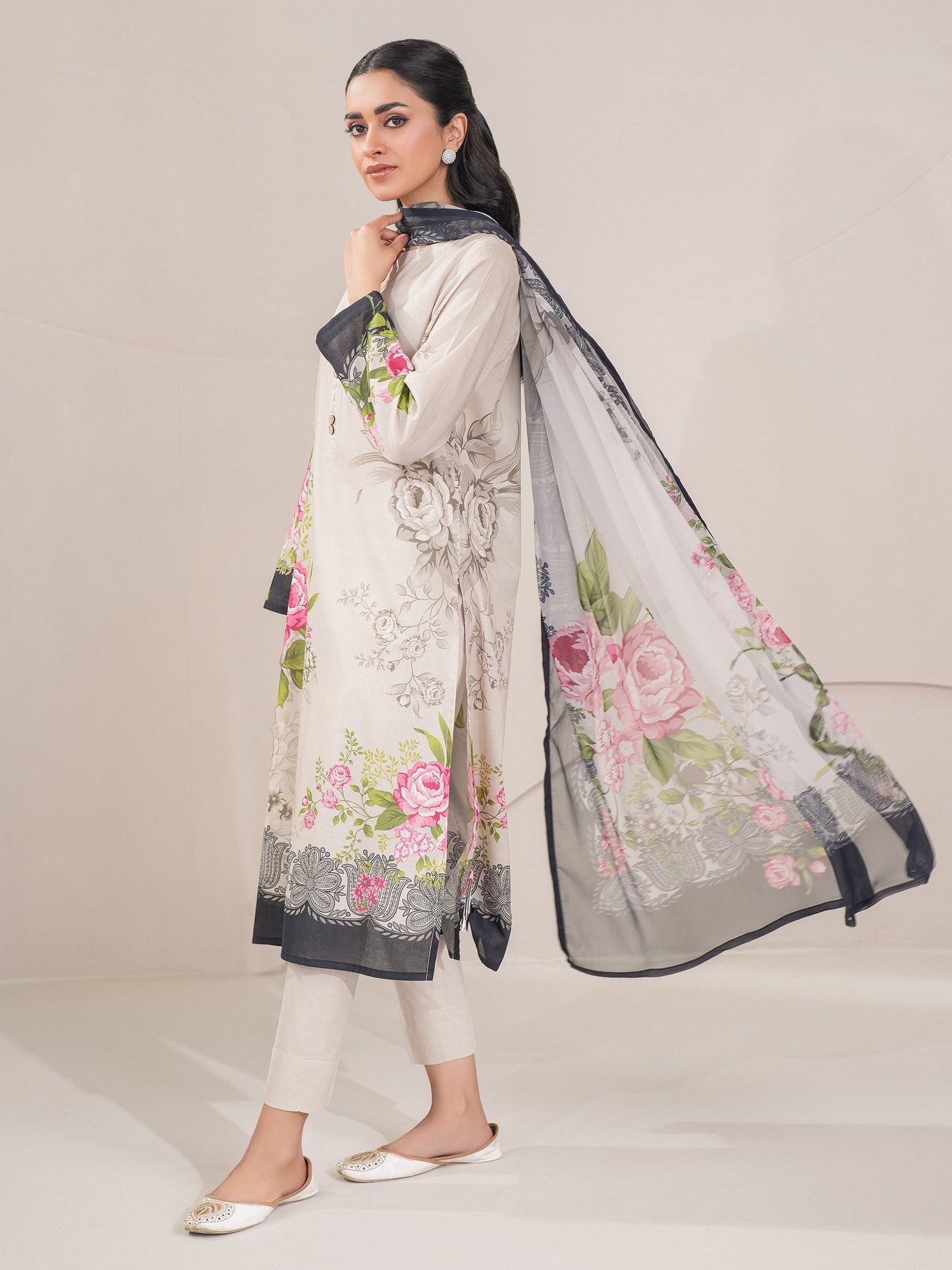 3 Piece Lawn Suit-Printed (Unstitched)