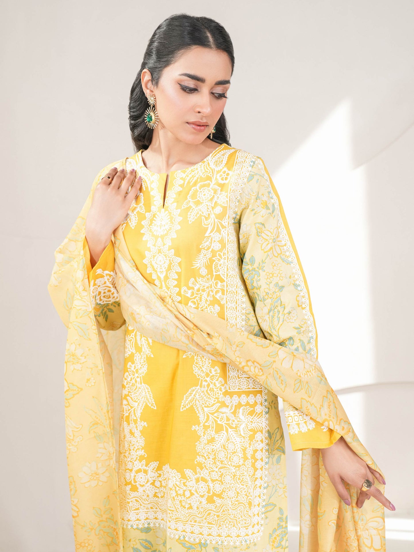3 Piece Lawn Suit-Printed (Unstitched)