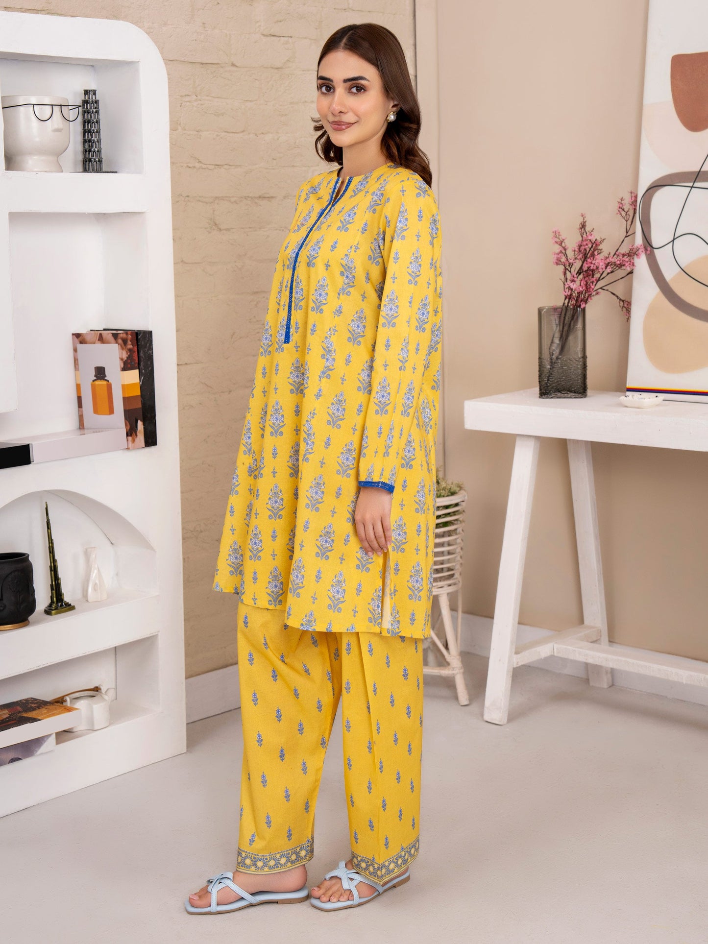 2 Piece Lawn Suit-Printed (Unstitched)