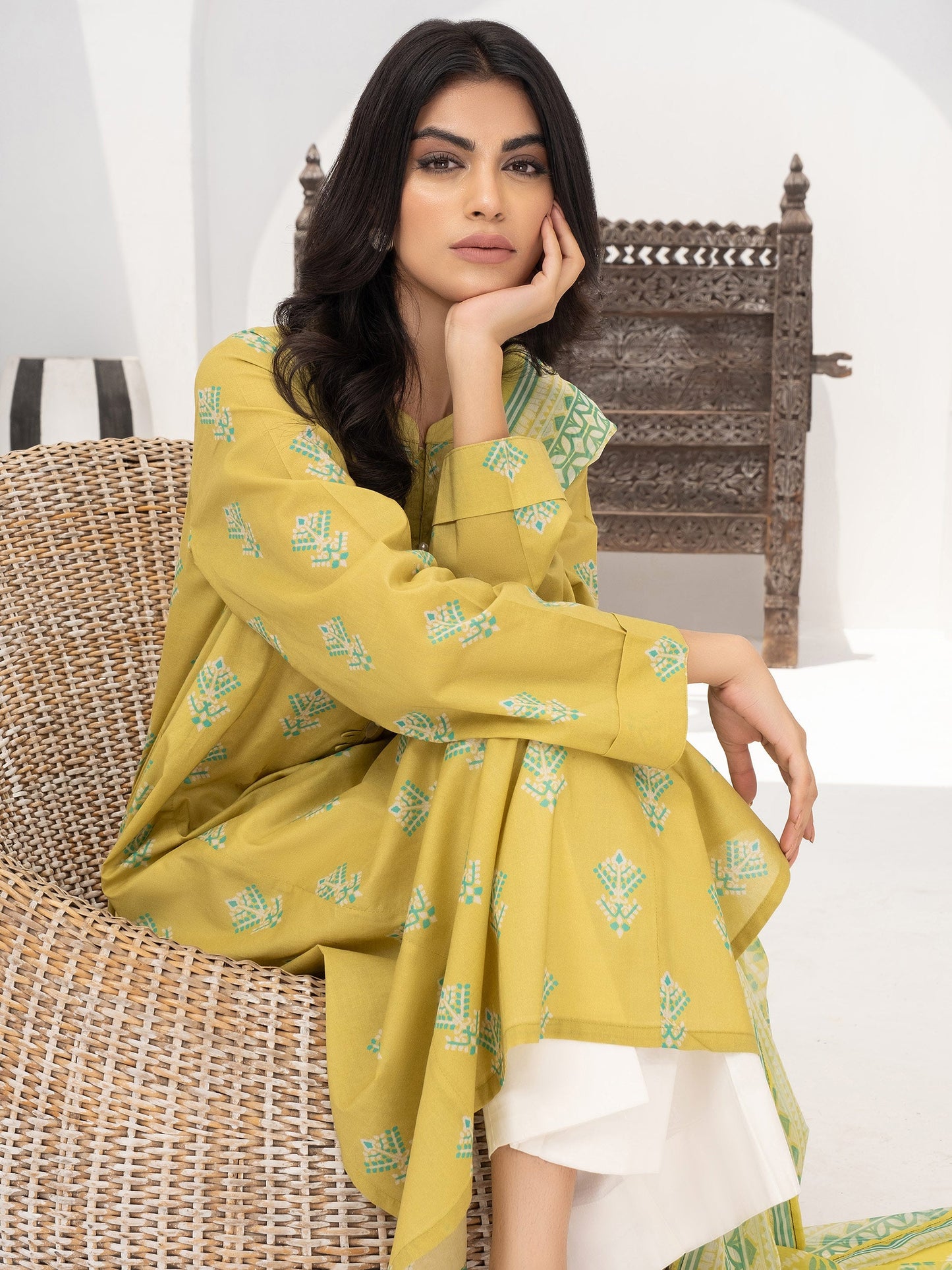 2 Piece Viscose Lawn Suit-Printed (Unstitched)