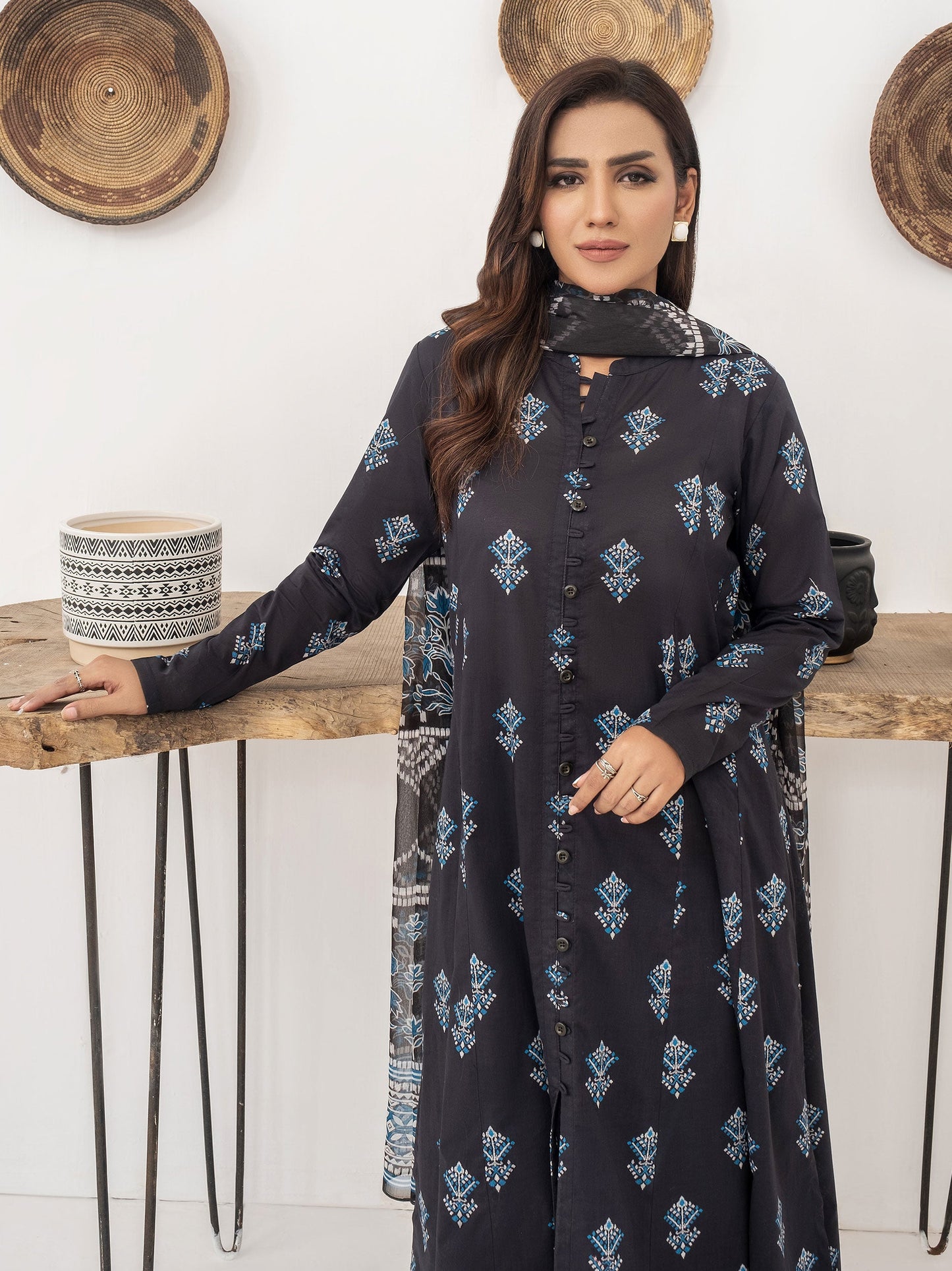 2 Piece Viscose Lawn Suit-Printed (Unstitched)
