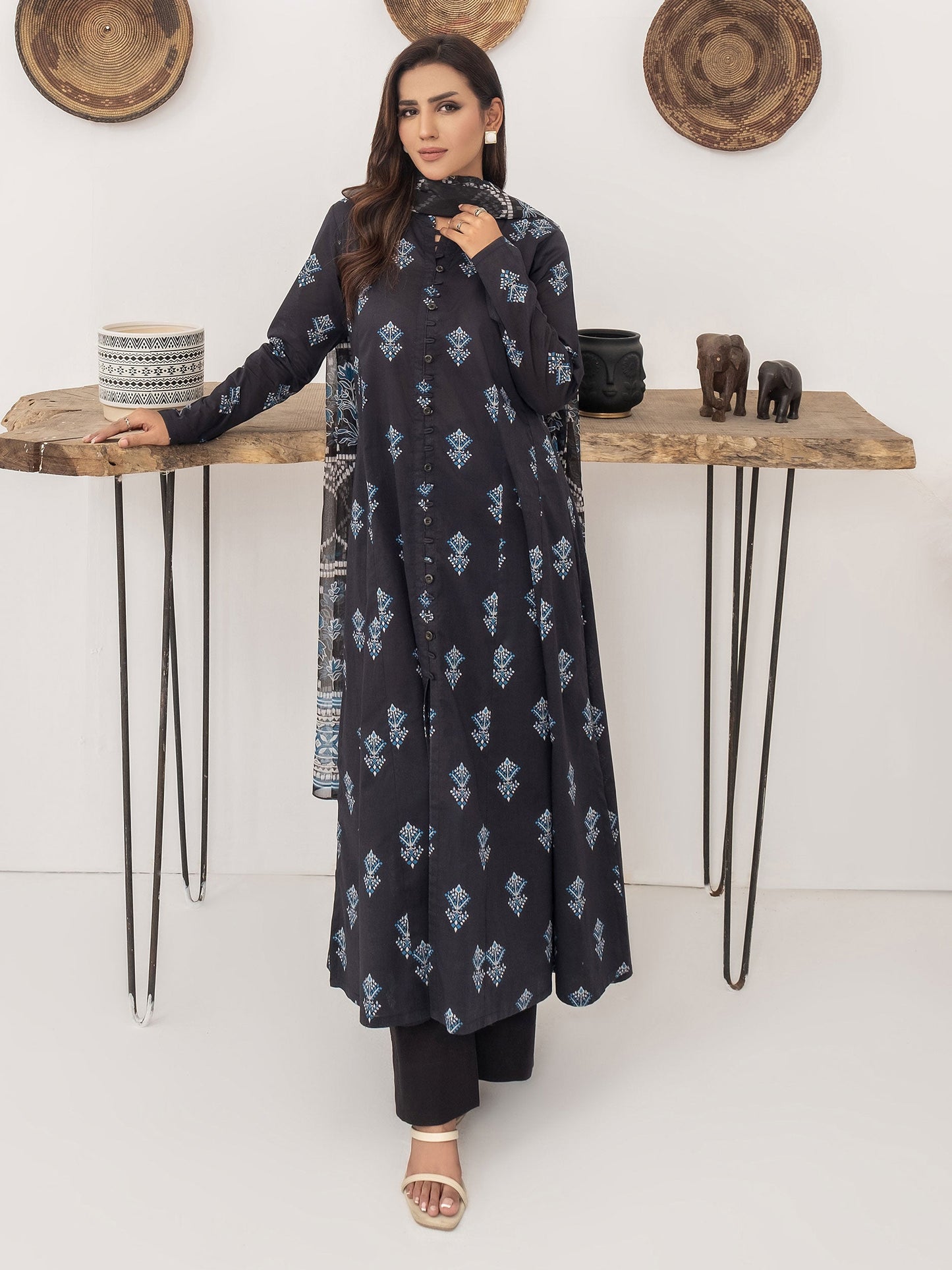 2 Piece Viscose Lawn Suit-Printed (Unstitched)