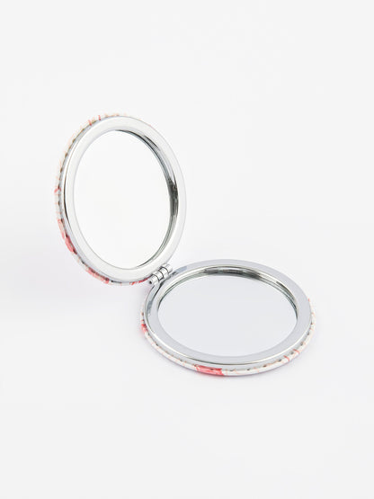 Abstract Compact Mirror