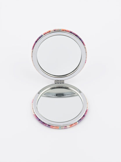 Abstract Compact Mirror