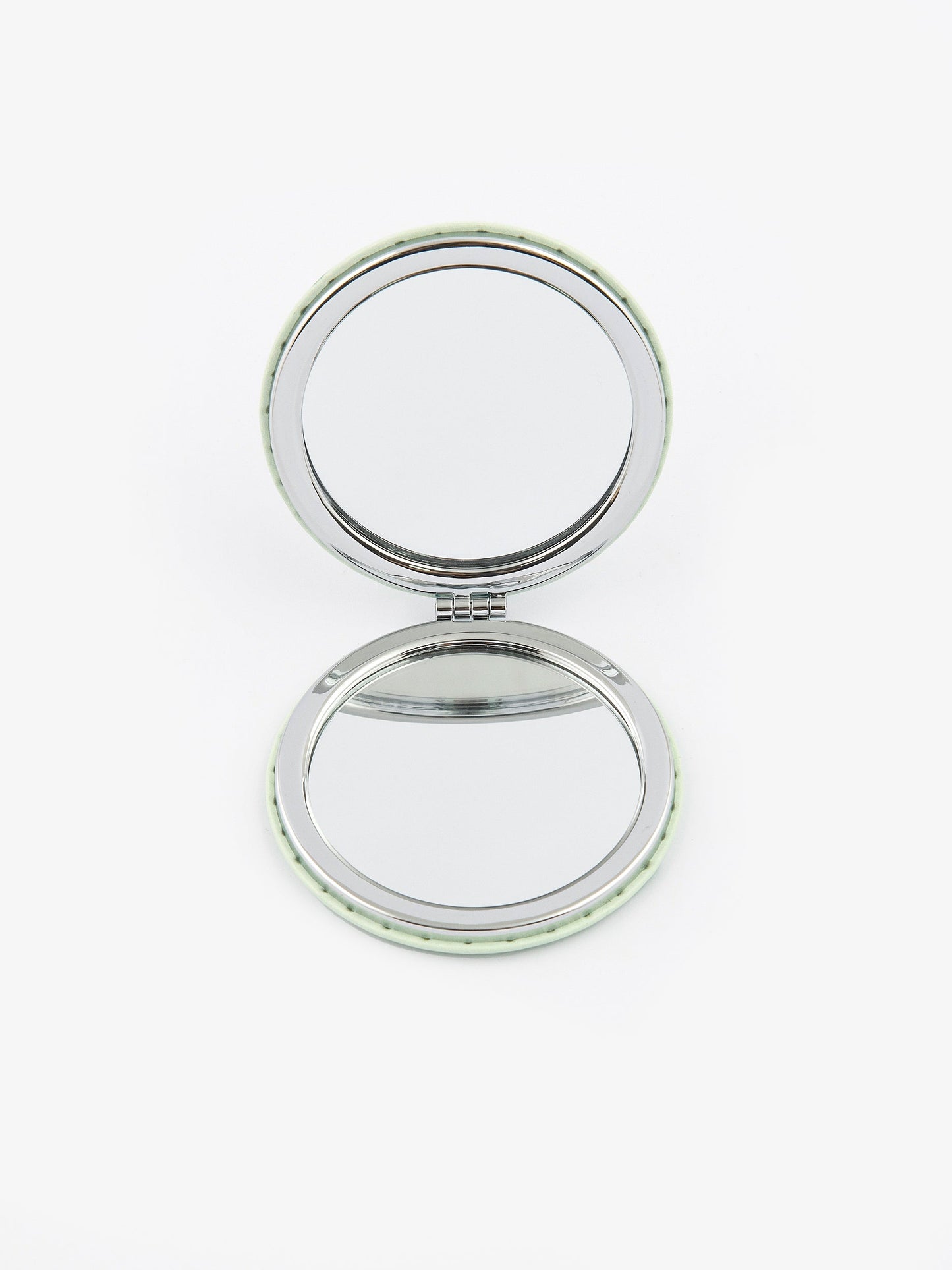 Animated Compact Mirror