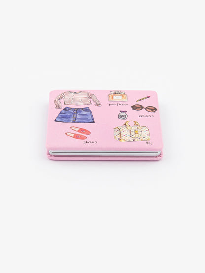 Abstract Compact Mirror
