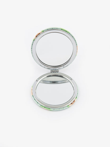 Animated Compact Mirror