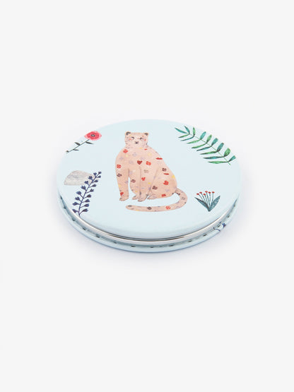 Abstract Compact Mirror