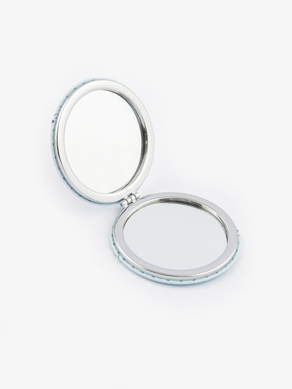 Abstract Compact Mirror