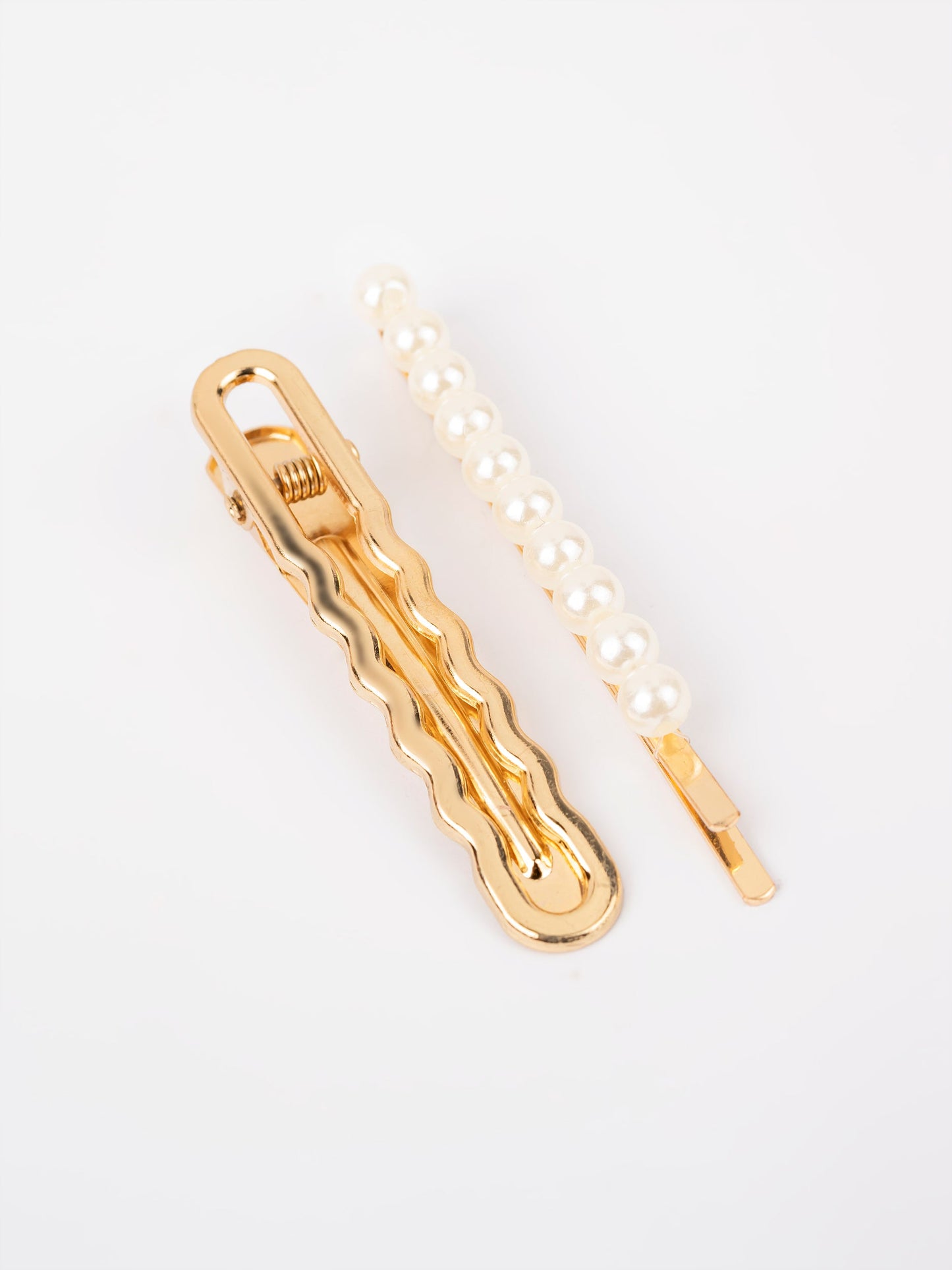 Pearl Embellished Hair Clips