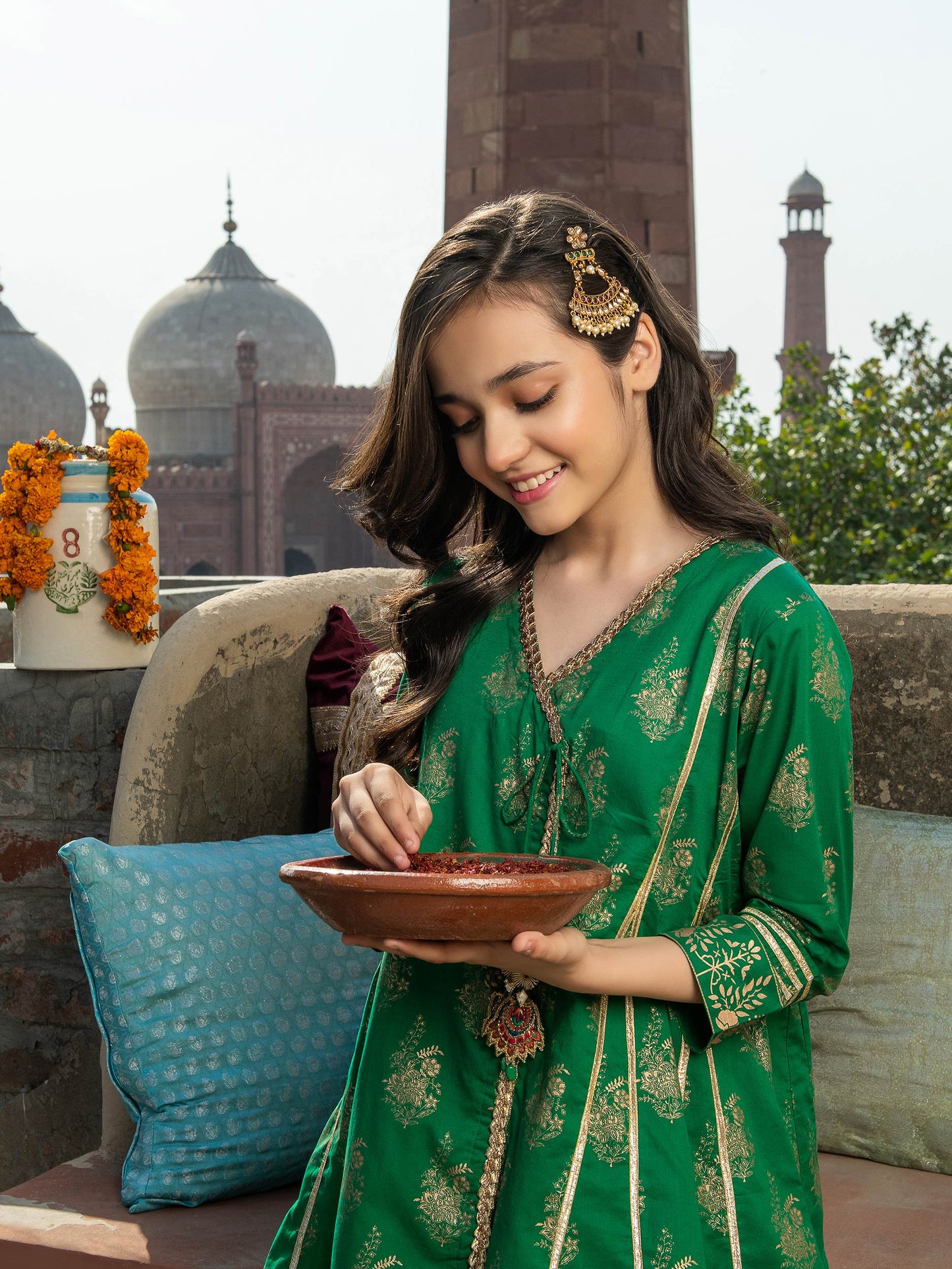 2 Piece Lawn Suit-Gold Paste Print (Pret)