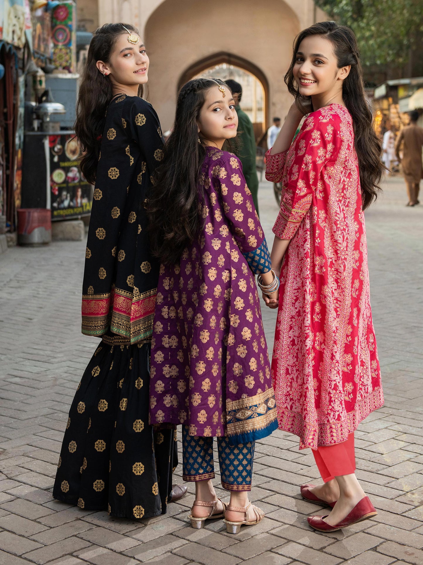 2 Piece Lawn Suit-Gold Paste Print (Pret)